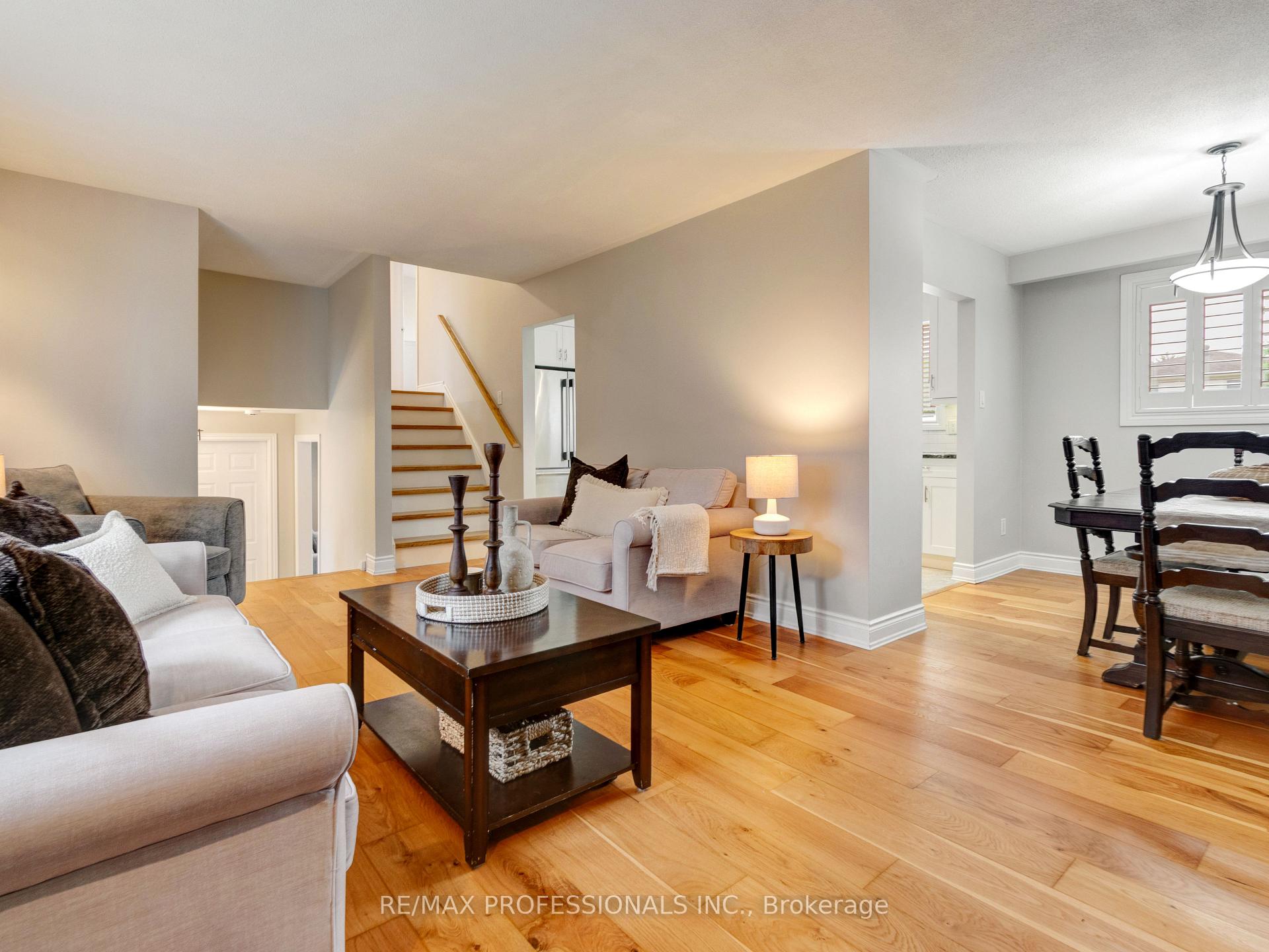 Photo 15 of 652 Meadow Lane, Burlington, Appleby — HOMEH