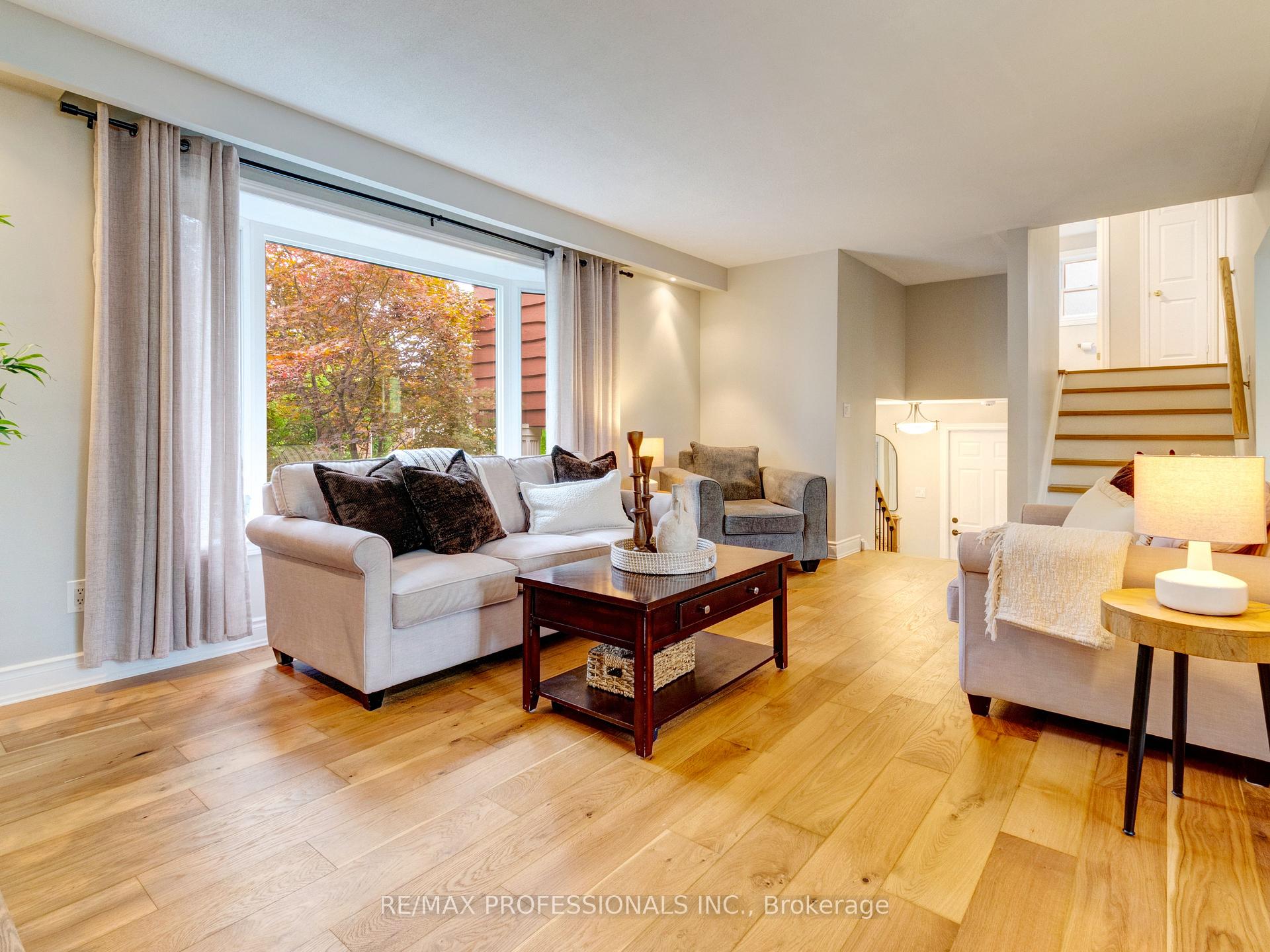 Photo 16 of 652 Meadow Lane, Burlington, Appleby — HOMEH