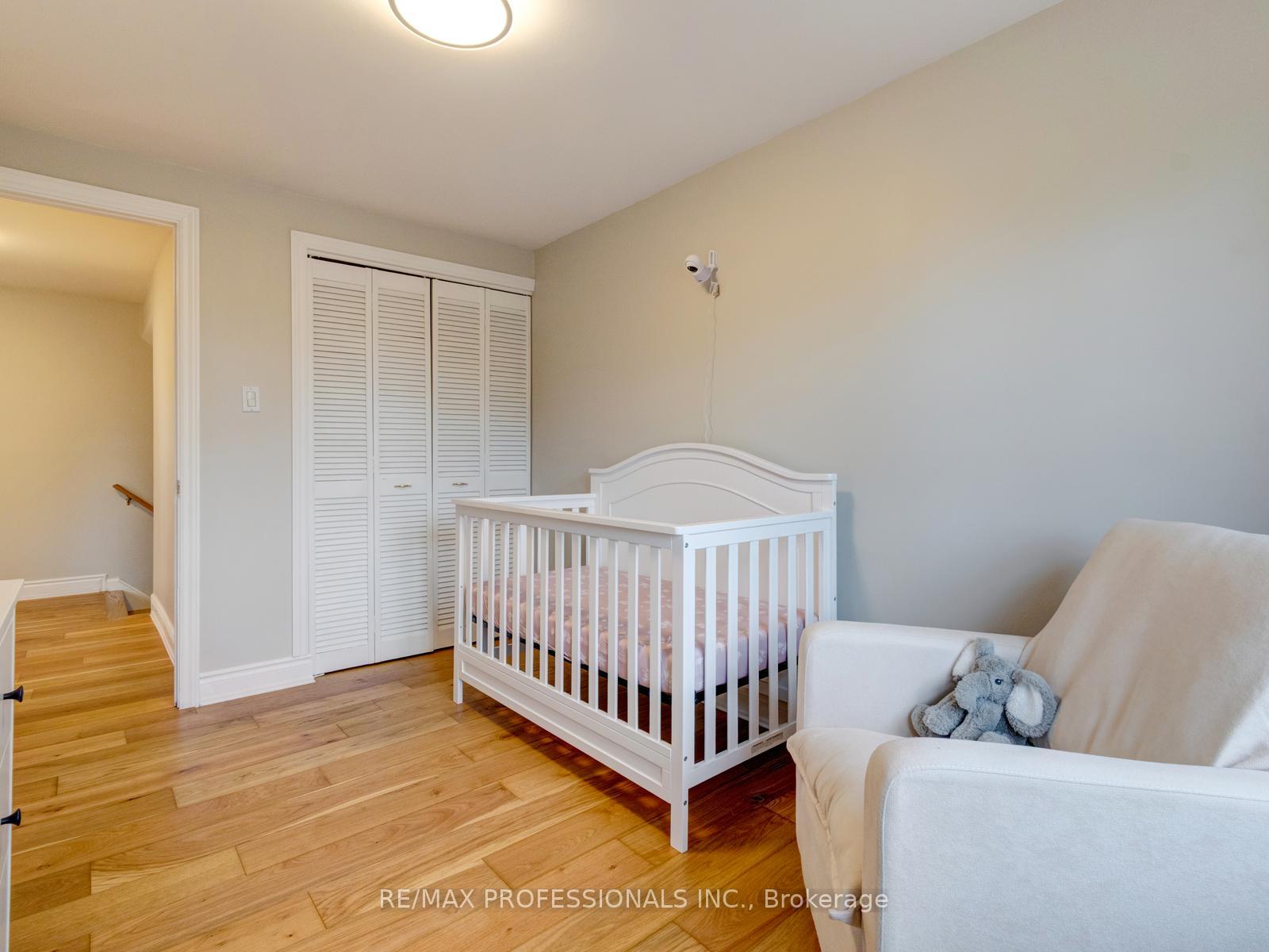 Photo 26 of 652 Meadow Lane, Burlington, Appleby — HOMEH