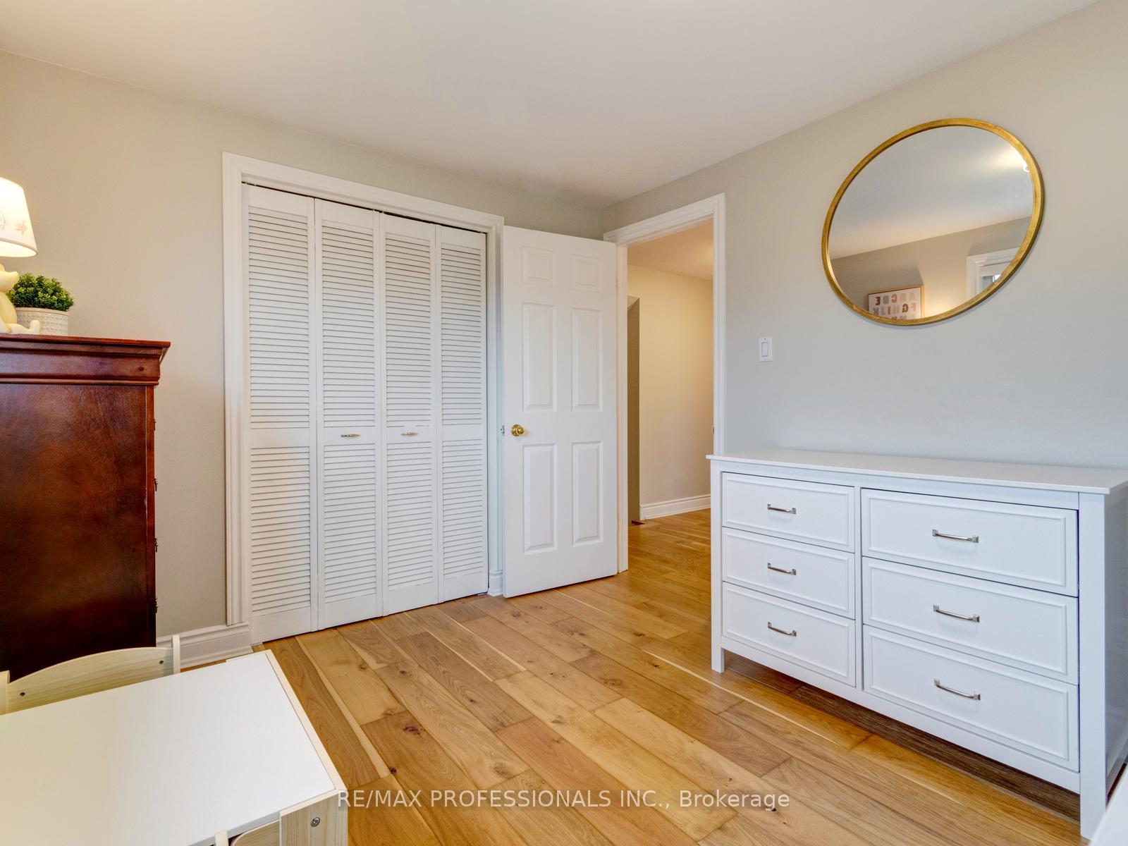Photo 30 of 652 Meadow Lane, Burlington, Appleby — HOMEH