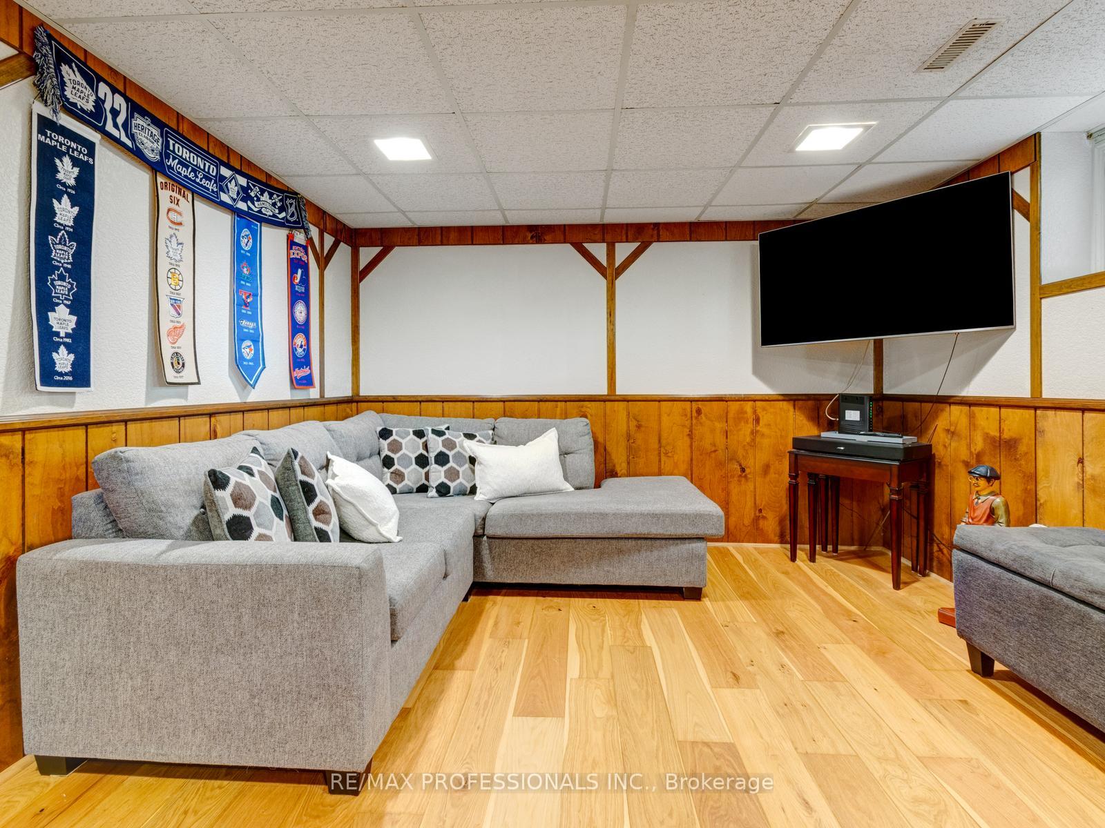 Photo 31 of 652 Meadow Lane, Burlington, Appleby — HOMEH