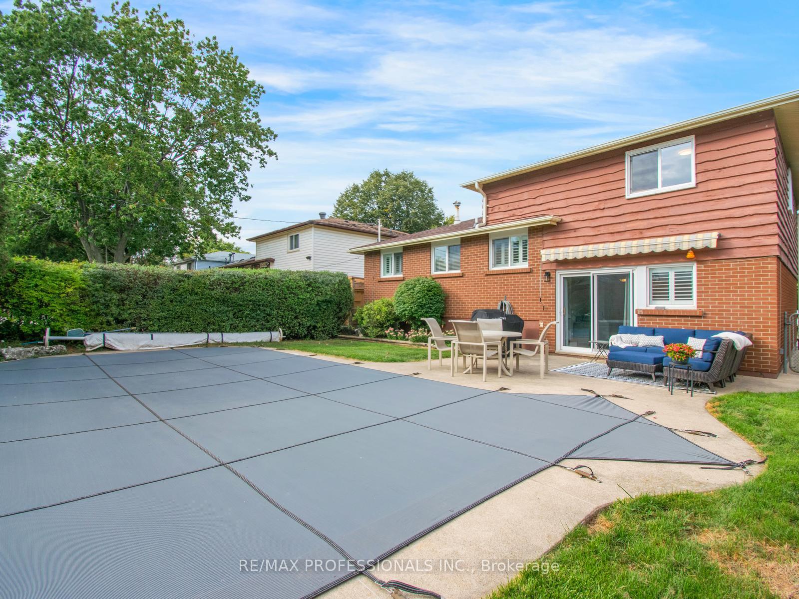 Photo 39 of 652 Meadow Lane, Burlington, Appleby — HOMEH