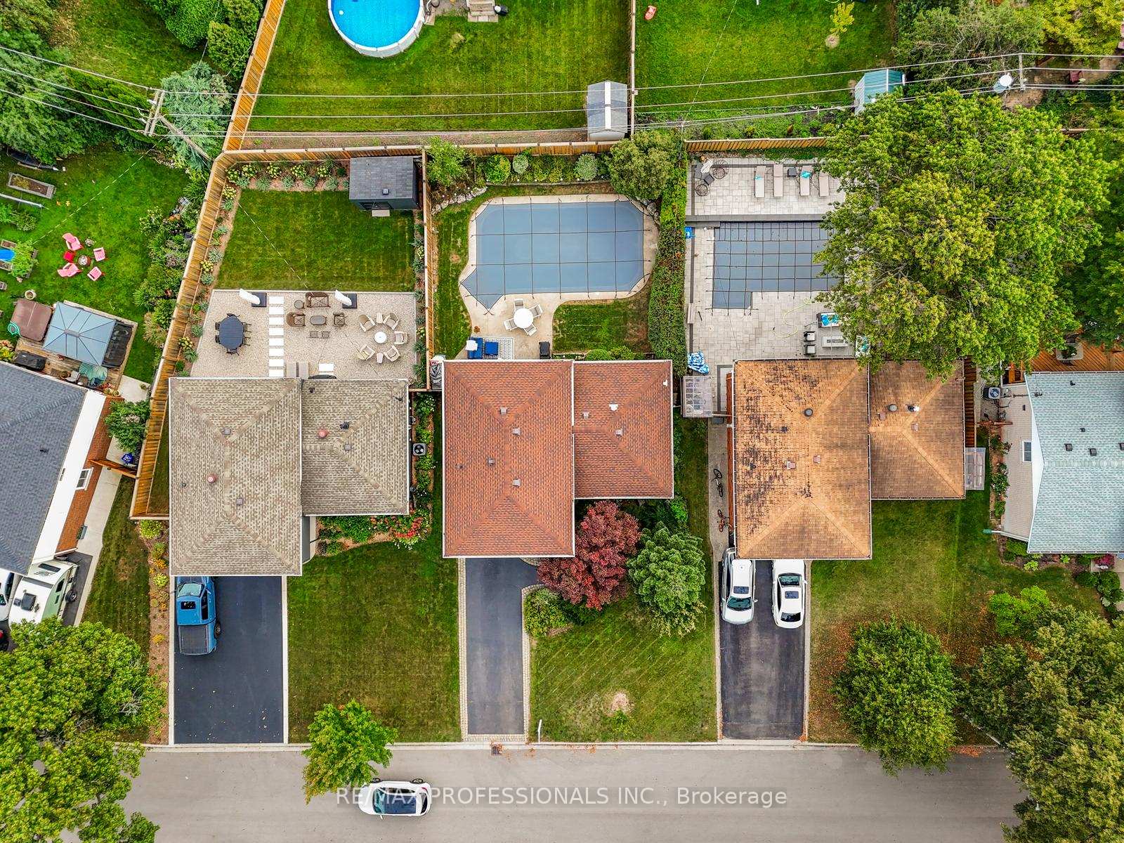 Photo 44 of 652 Meadow Lane, Burlington, Appleby — HOMEH