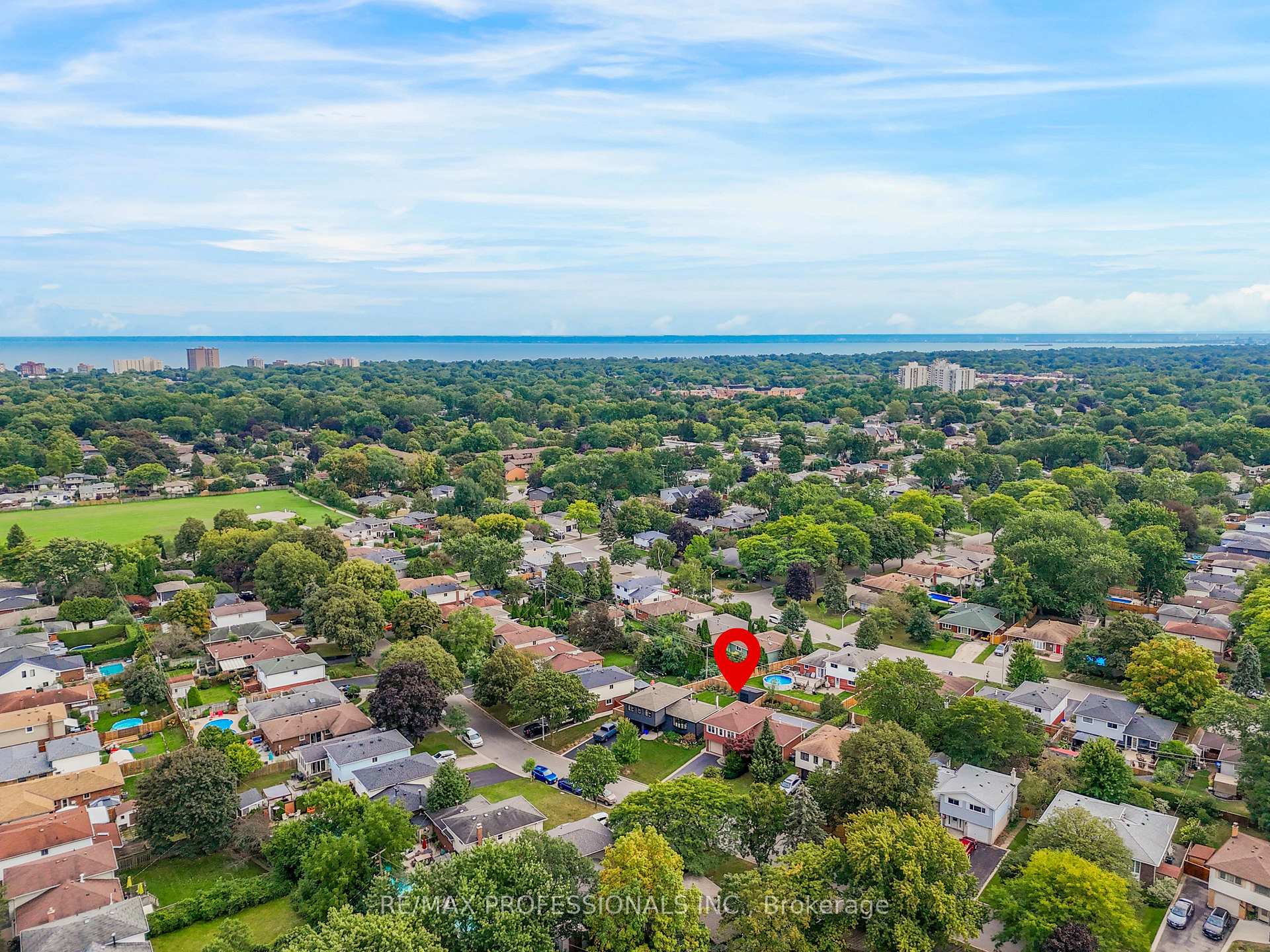 Photo 46 of 652 Meadow Lane, Burlington, Appleby — HOMEH