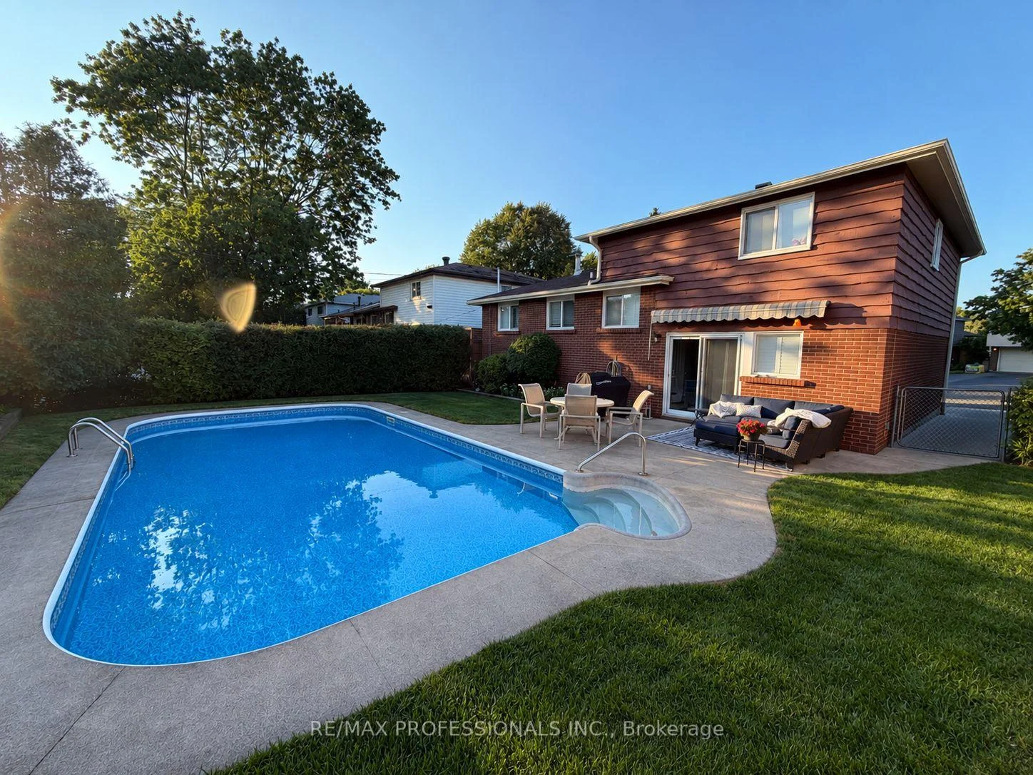 Photo 42 of 652 Meadow Lane, Burlington, Appleby — HOMEH