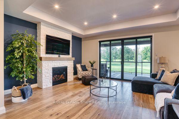 Photo 15 of 37 Gilmer Crescent, North Perth, Listowel — HOMEH