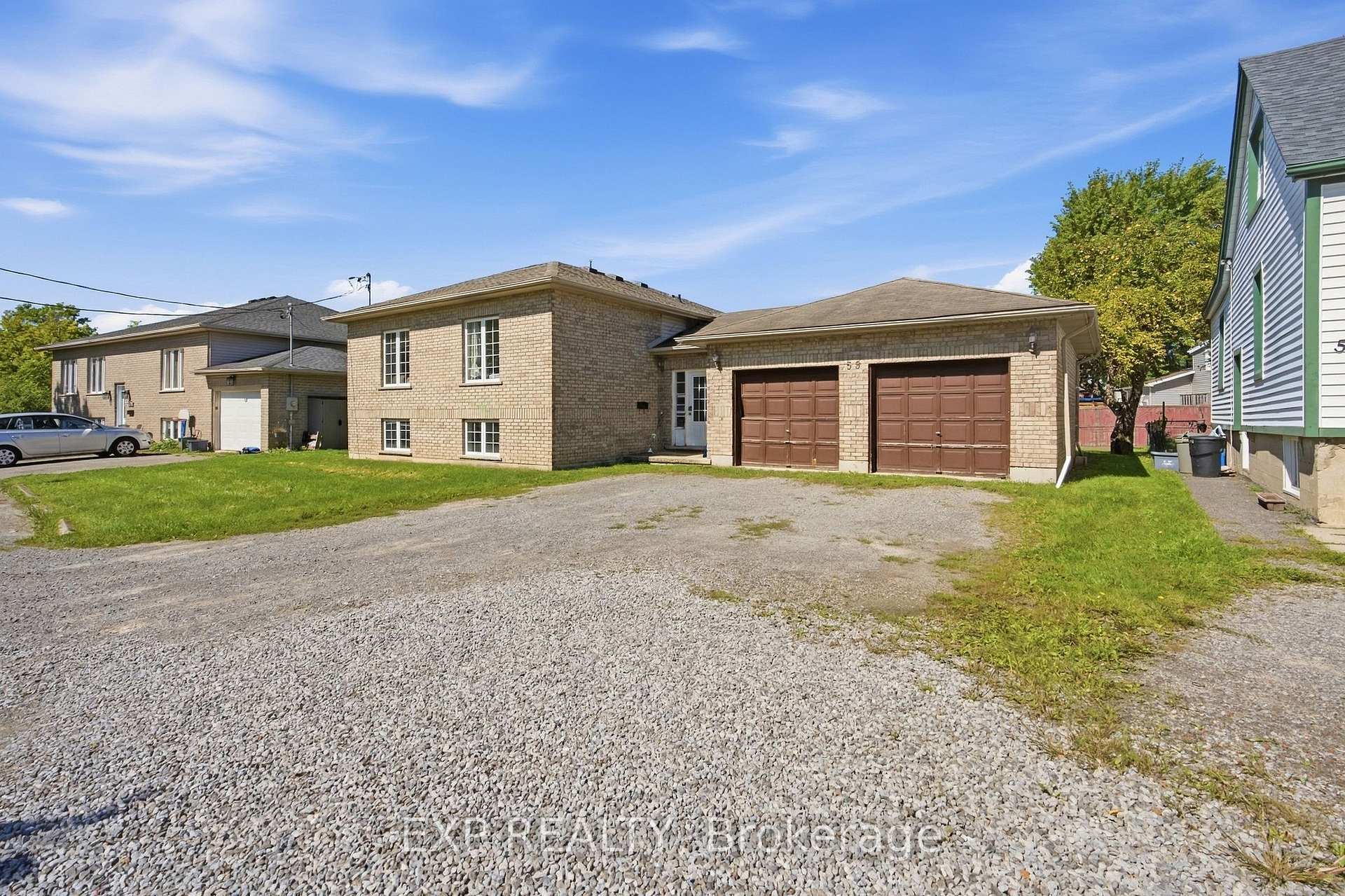 Photo 2 of 59 Parker Street, St. Catharines, Western Hill — HOMEH
