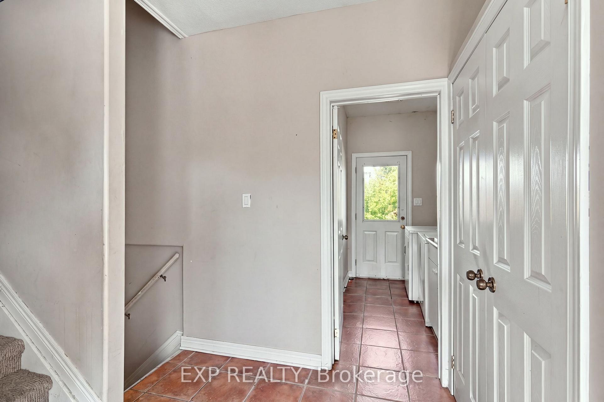 Photo 6 of 59 Parker Street, St. Catharines, Western Hill — HOMEH
