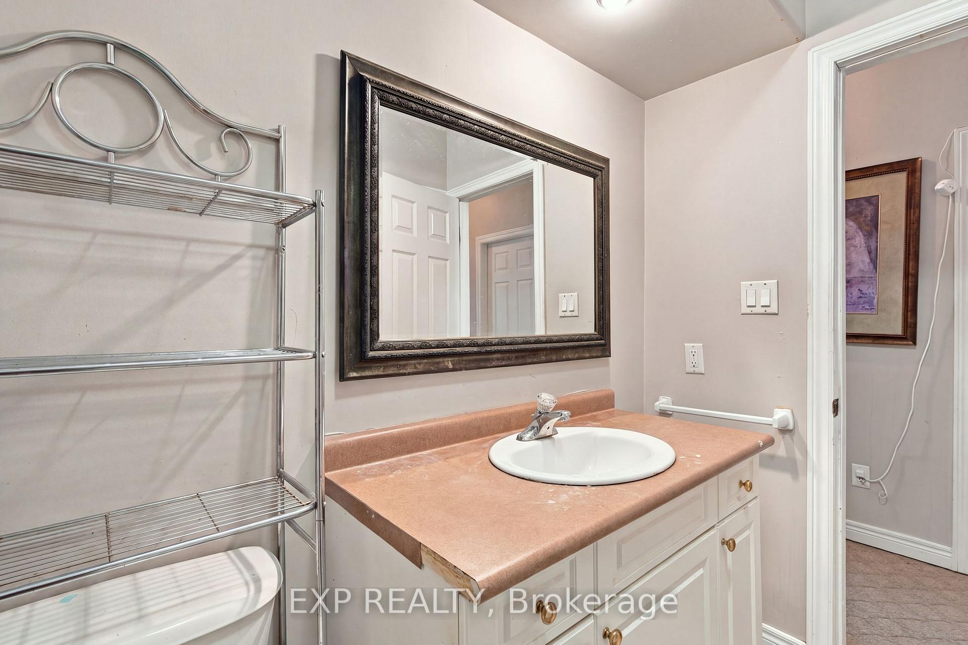 Photo 41 of 59 Parker Street, St. Catharines, Western Hill — HOMEH