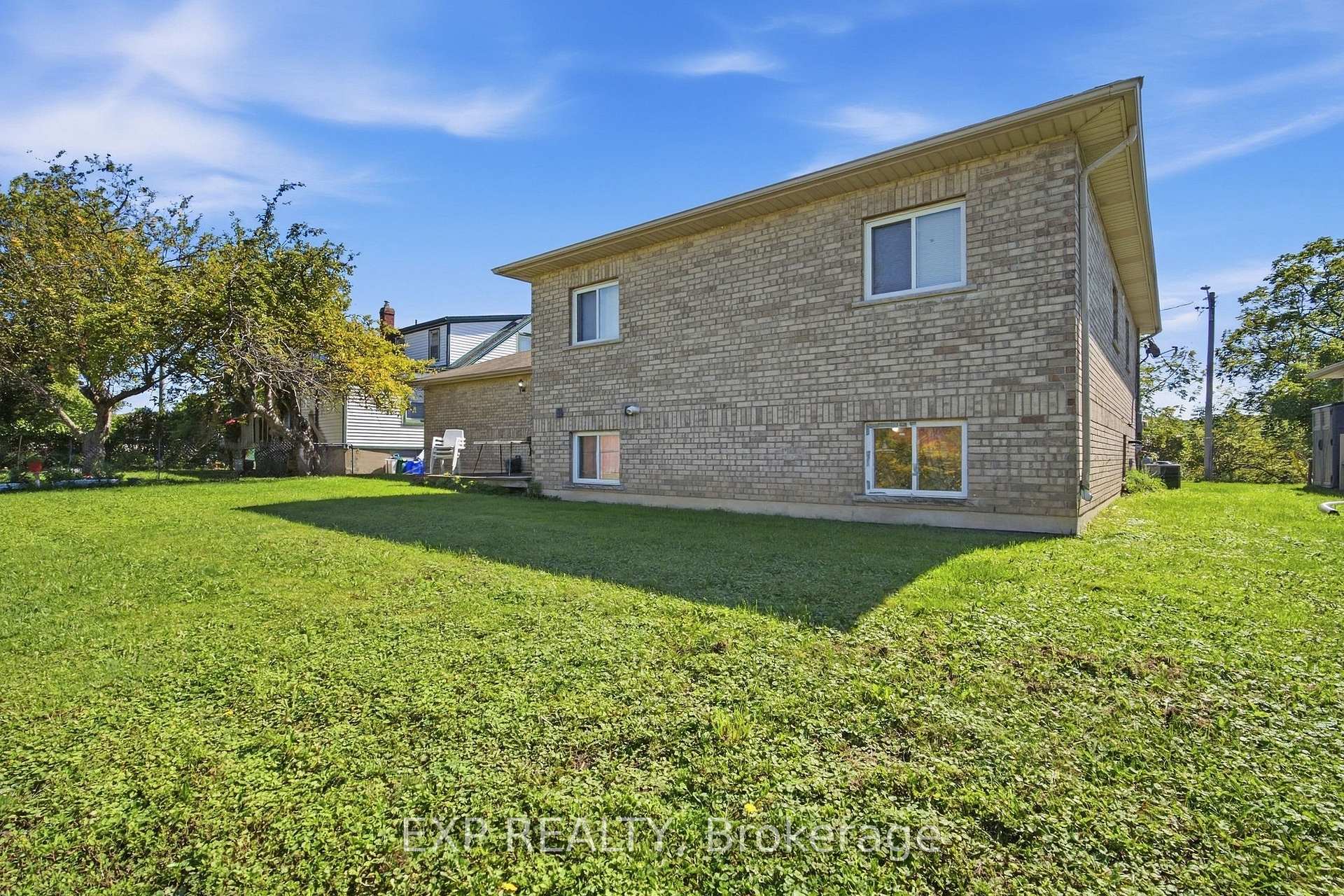 Photo 47 of 59 Parker Street, St. Catharines, Western Hill — HOMEH