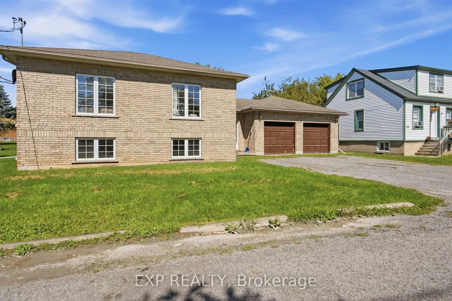 Photo 3 of 59 Parker Street, St. Catharines, Western Hill — HOMEH