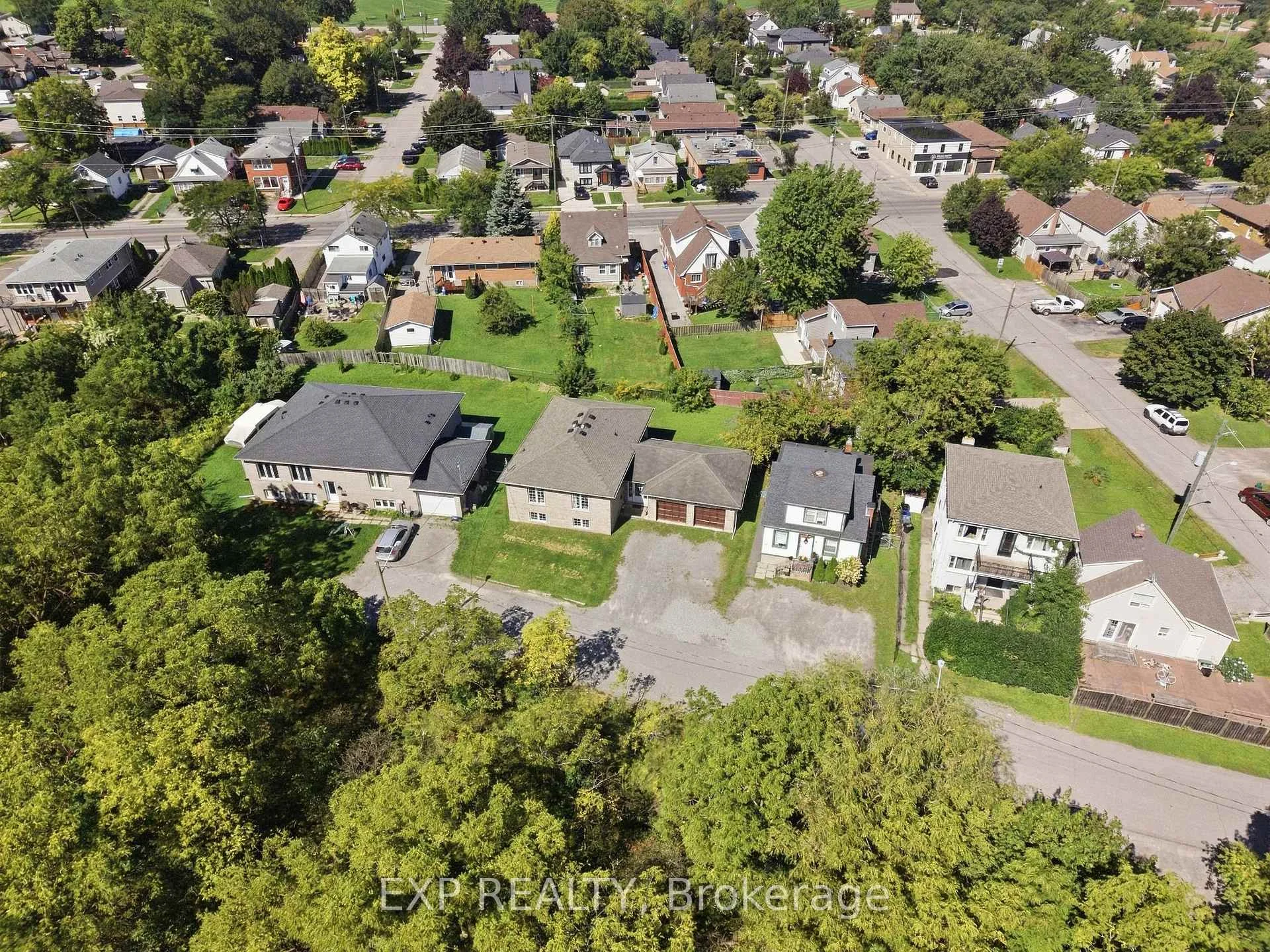 Photo 49 of 59 Parker Street, St. Catharines, Western Hill — HOMEH