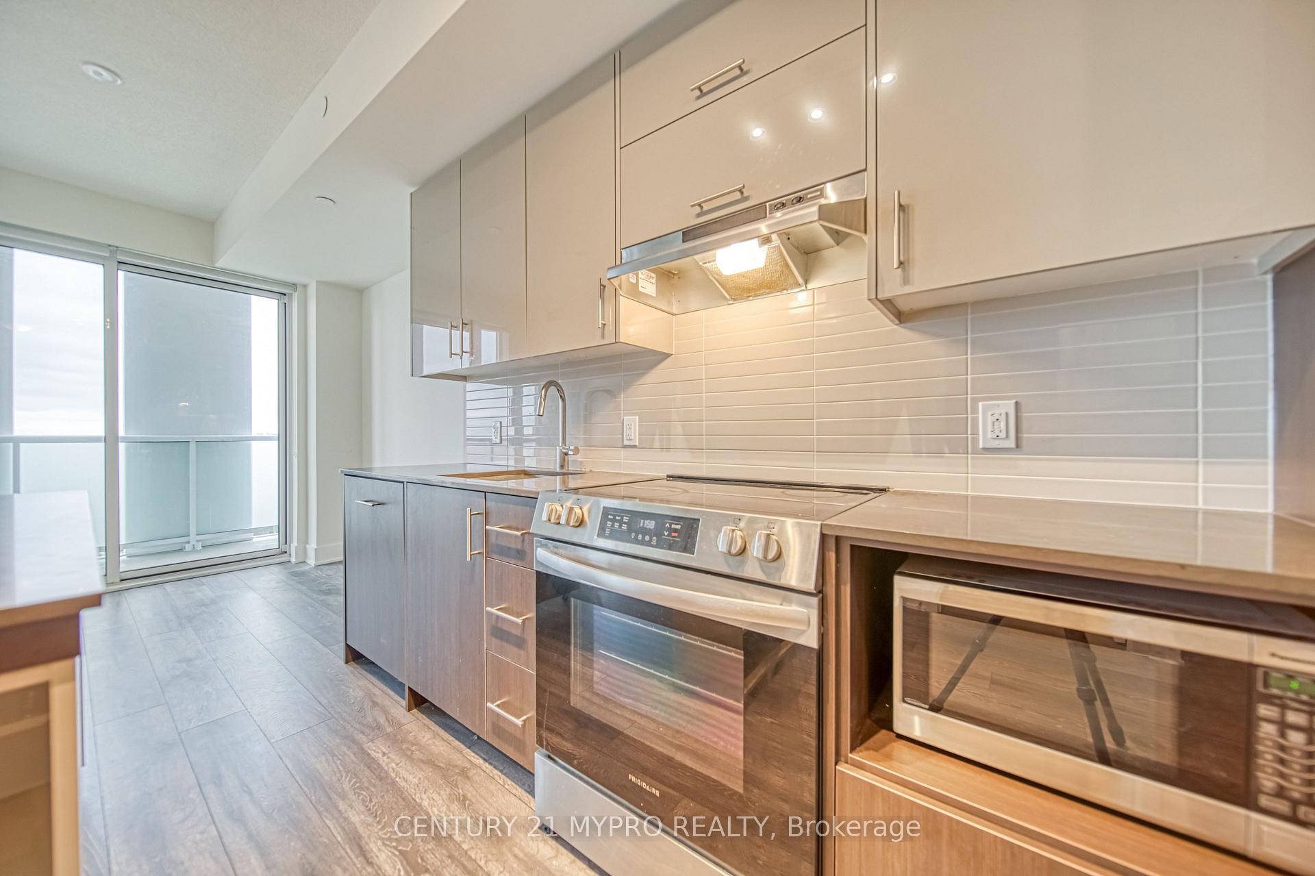Photo 9 of Unit 2607, 188 Fairview Mall Drive, North York, Don Valley Village — HOMEH