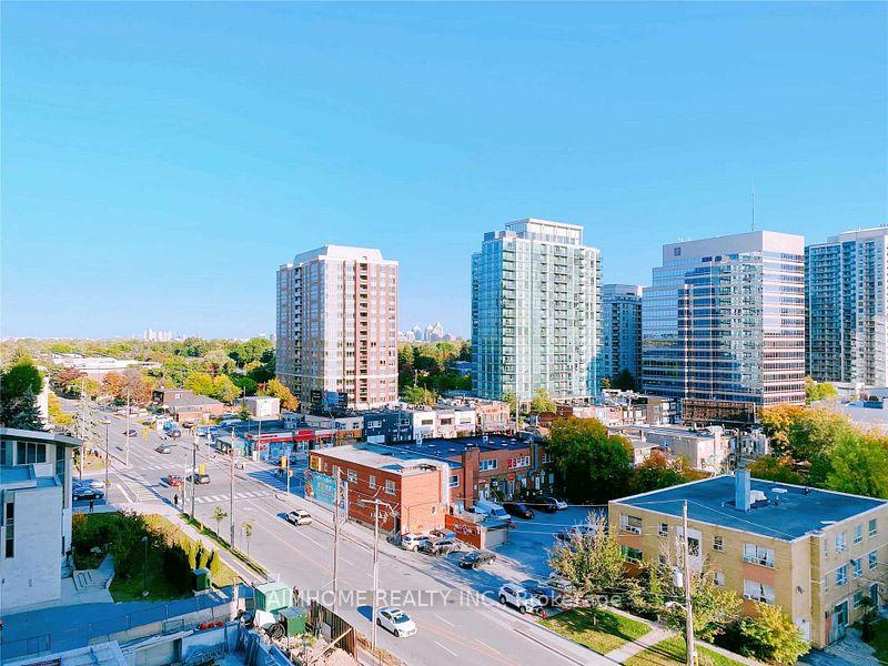 Front of Unit 812, 68 Canterbury Place