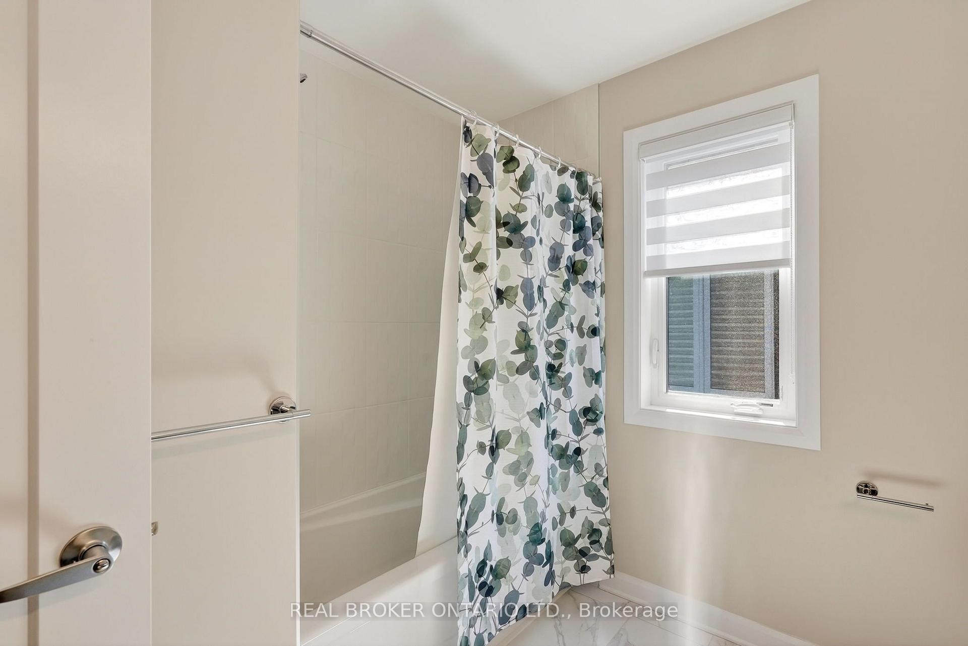 Photo 31 of 548 Anchor Circle, Ottawa, Mahogany Community — HOMEH