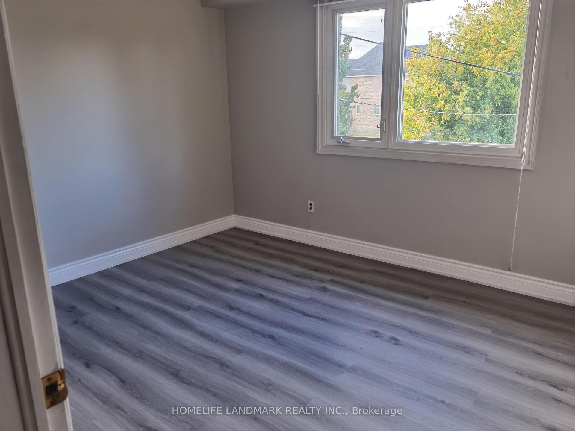 Photo 17 of 109 Brookside Road S, Richmond Hill, Westbrook — HOMEH