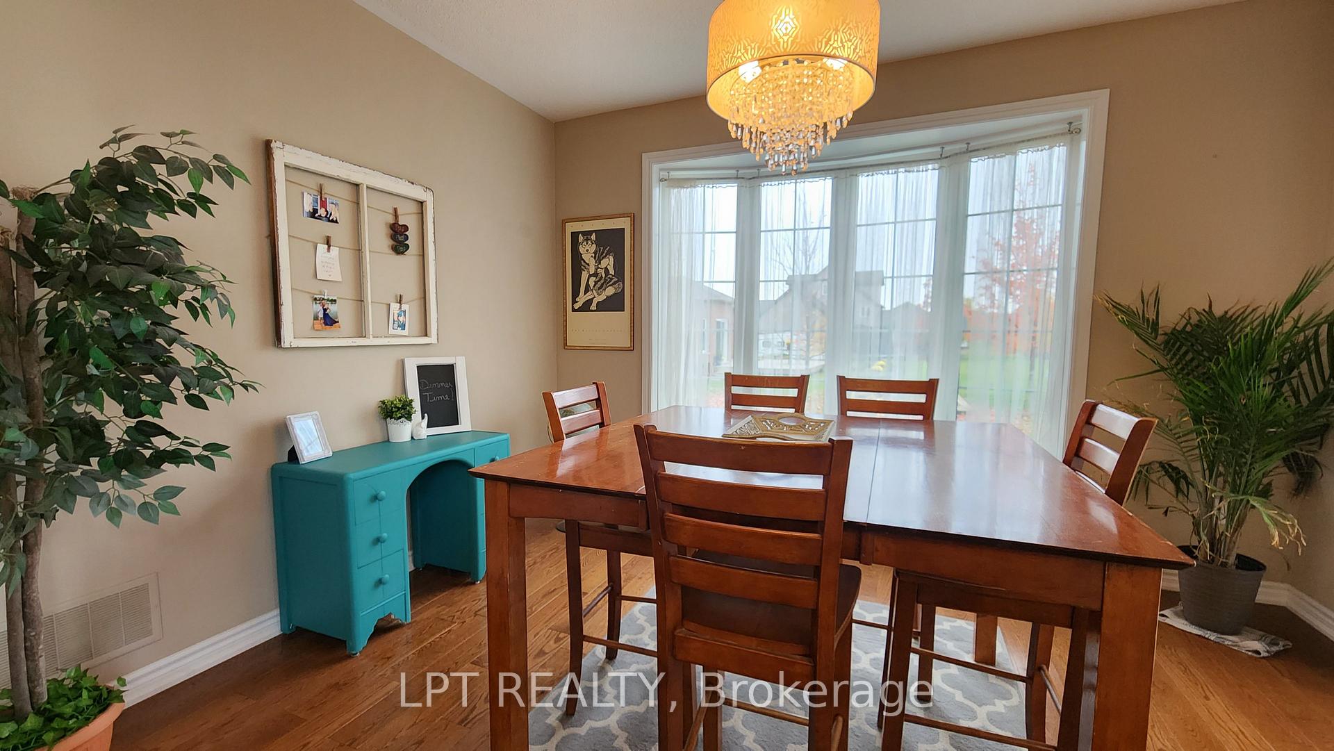 Photo 14 of 12 Plowright Road, Springwater, Minesing — HOMEH