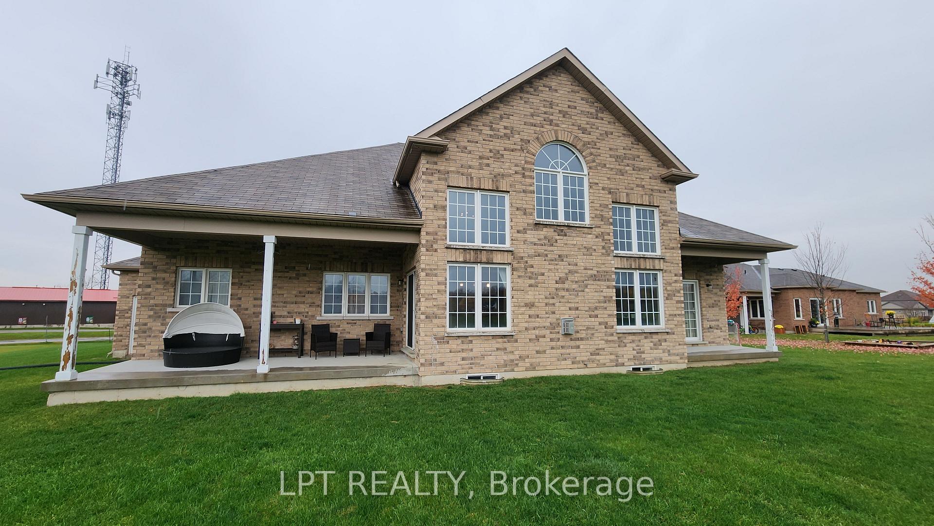 Photo 33 of 12 Plowright Road, Springwater, Minesing — HOMEH