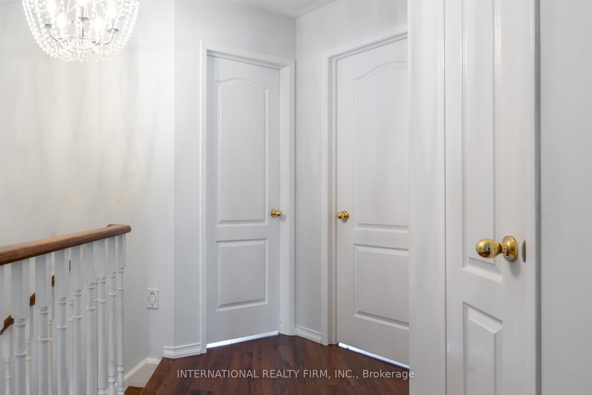 Photo 42 of 4881 Capri Crescent, Burlington, Alton — HOMEH