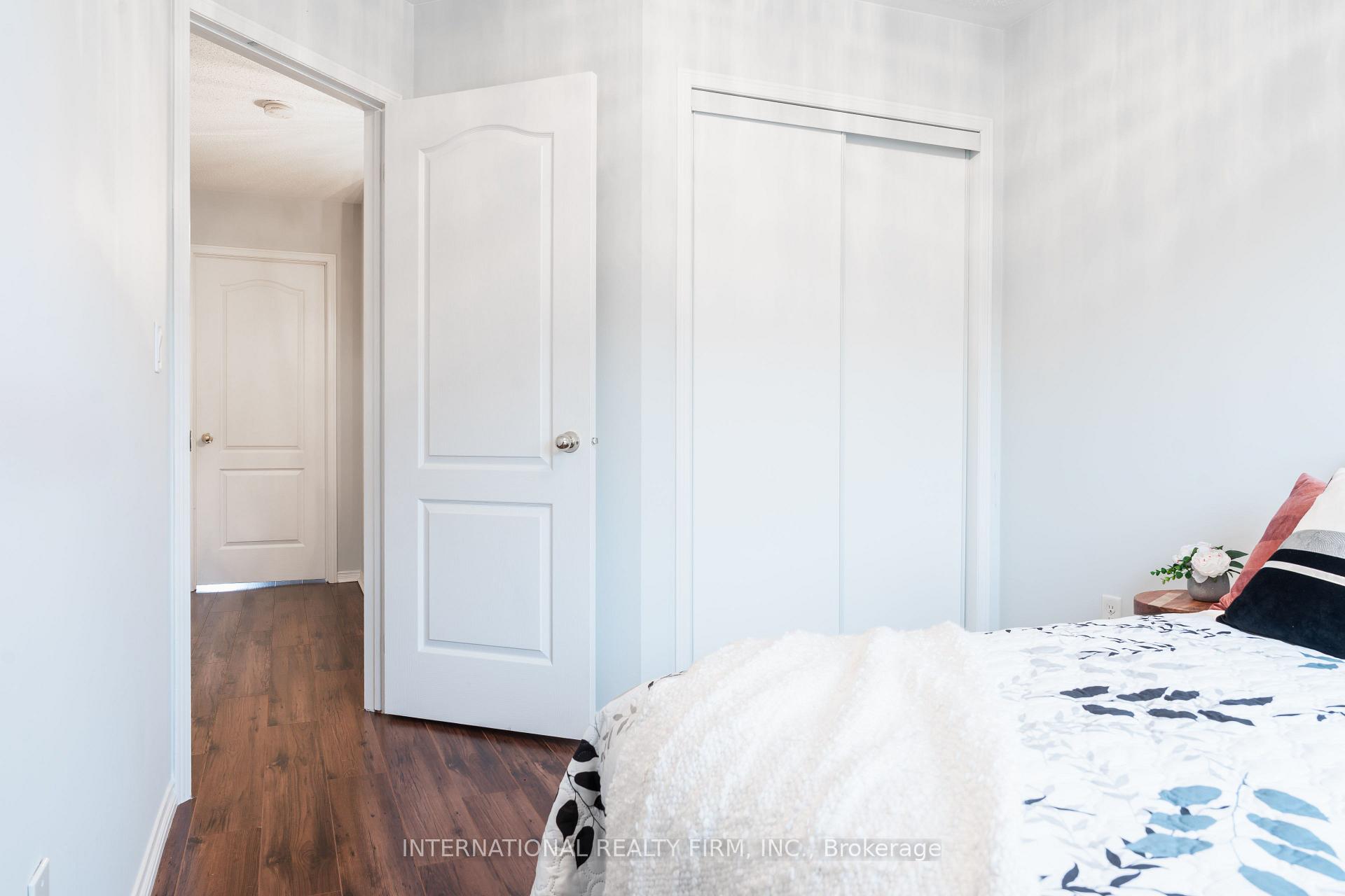 Photo 60 of 4881 Capri Crescent, Burlington, Alton — HOMEH