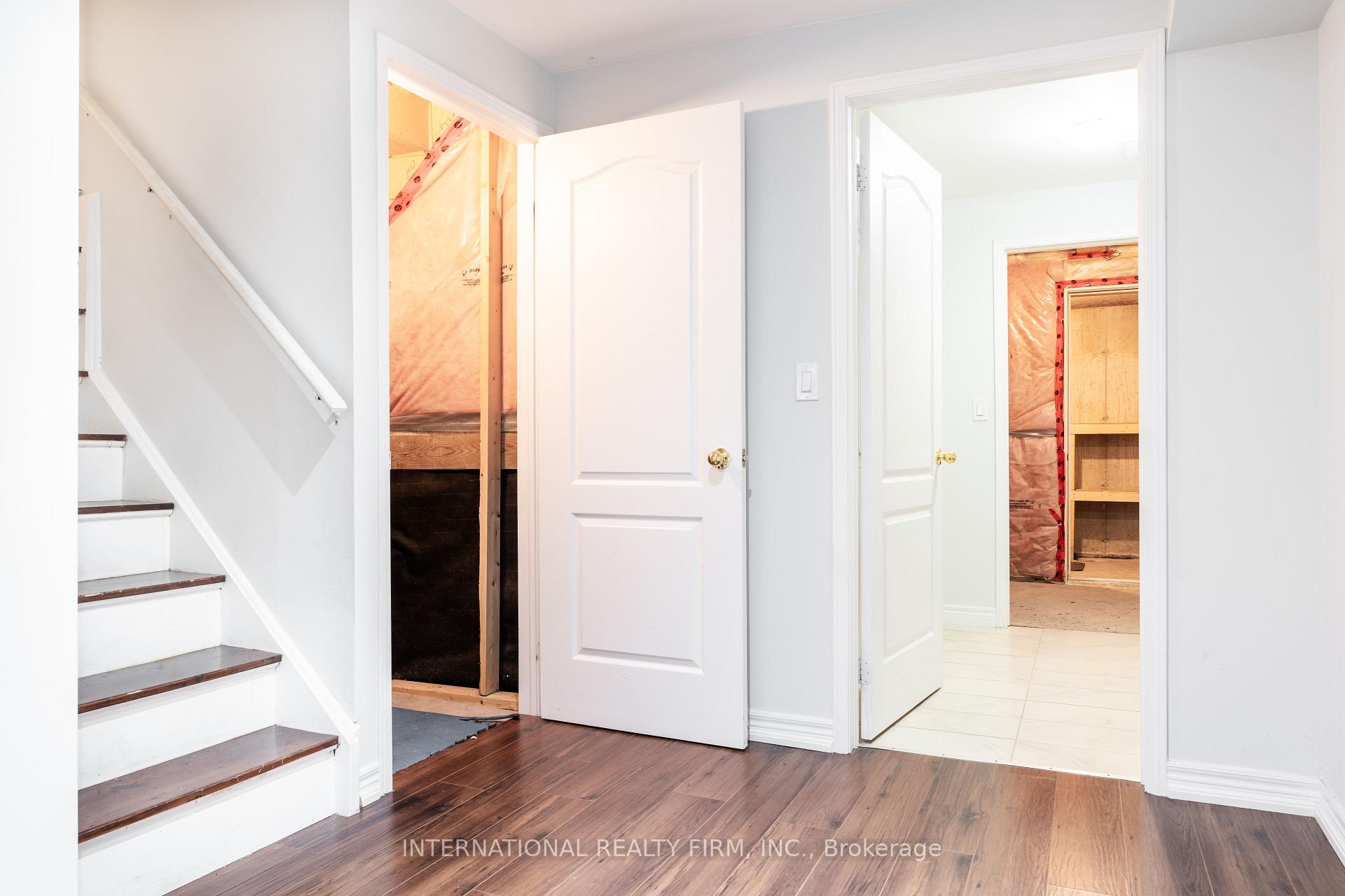 Photo 67 of 4881 Capri Crescent, Burlington, Alton — HOMEH