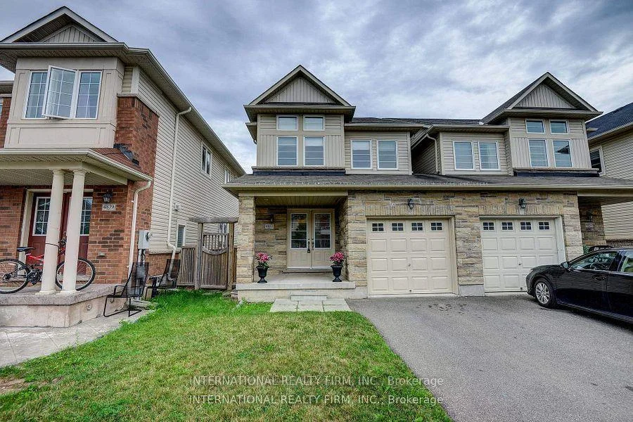 Photo 8 of 4881 Capri Crescent, Burlington, Alton — HOMEH