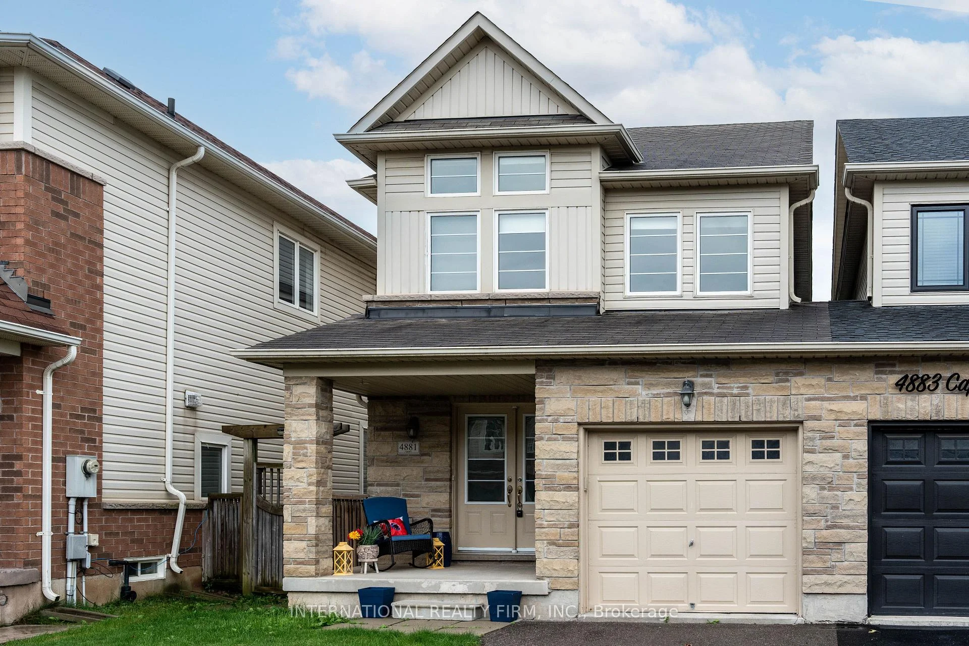 Photo 9 of 4881 Capri Crescent, Burlington, Alton — HOMEH