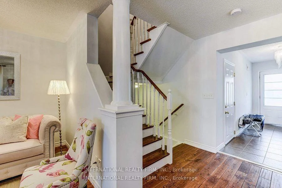 Photo 38 of 4881 Capri Crescent, Burlington, Alton — HOMEH