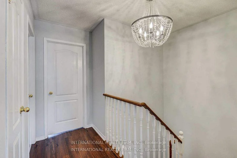 Photo 43 of 4881 Capri Crescent, Burlington, Alton — HOMEH