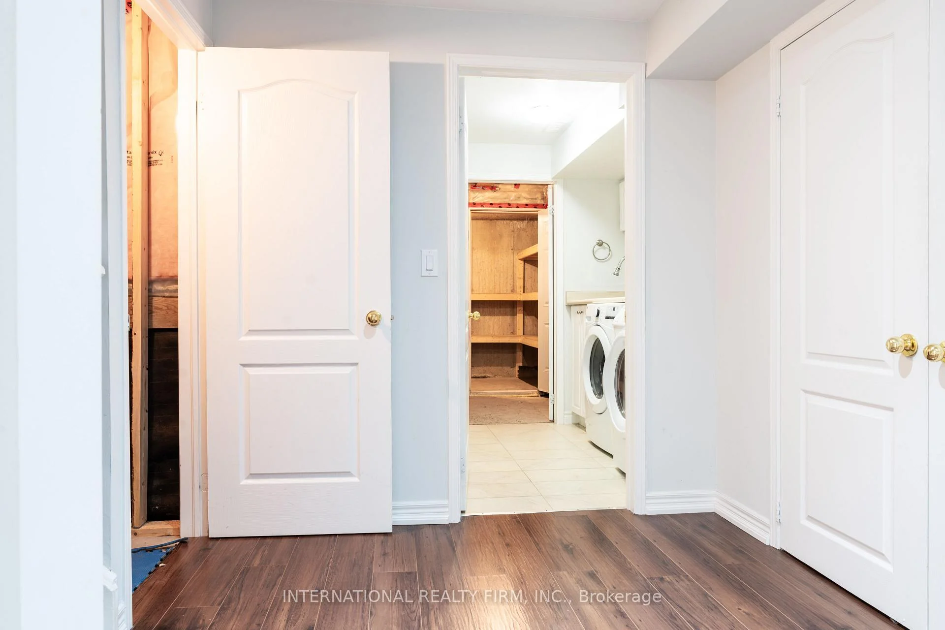 Photo 72 of 4881 Capri Crescent, Burlington, Alton — HOMEH