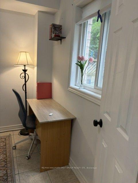 Photo 2 of Unit STUDIO BASEMENT, 28 Ignatius Lane, Scarborough, West Hill — HOMEH