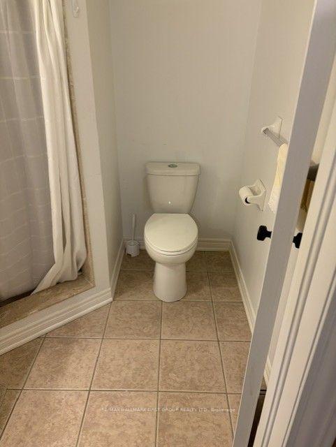 Photo 7 of Unit STUDIO BASEMENT, 28 Ignatius Lane, Scarborough, West Hill — HOMEH