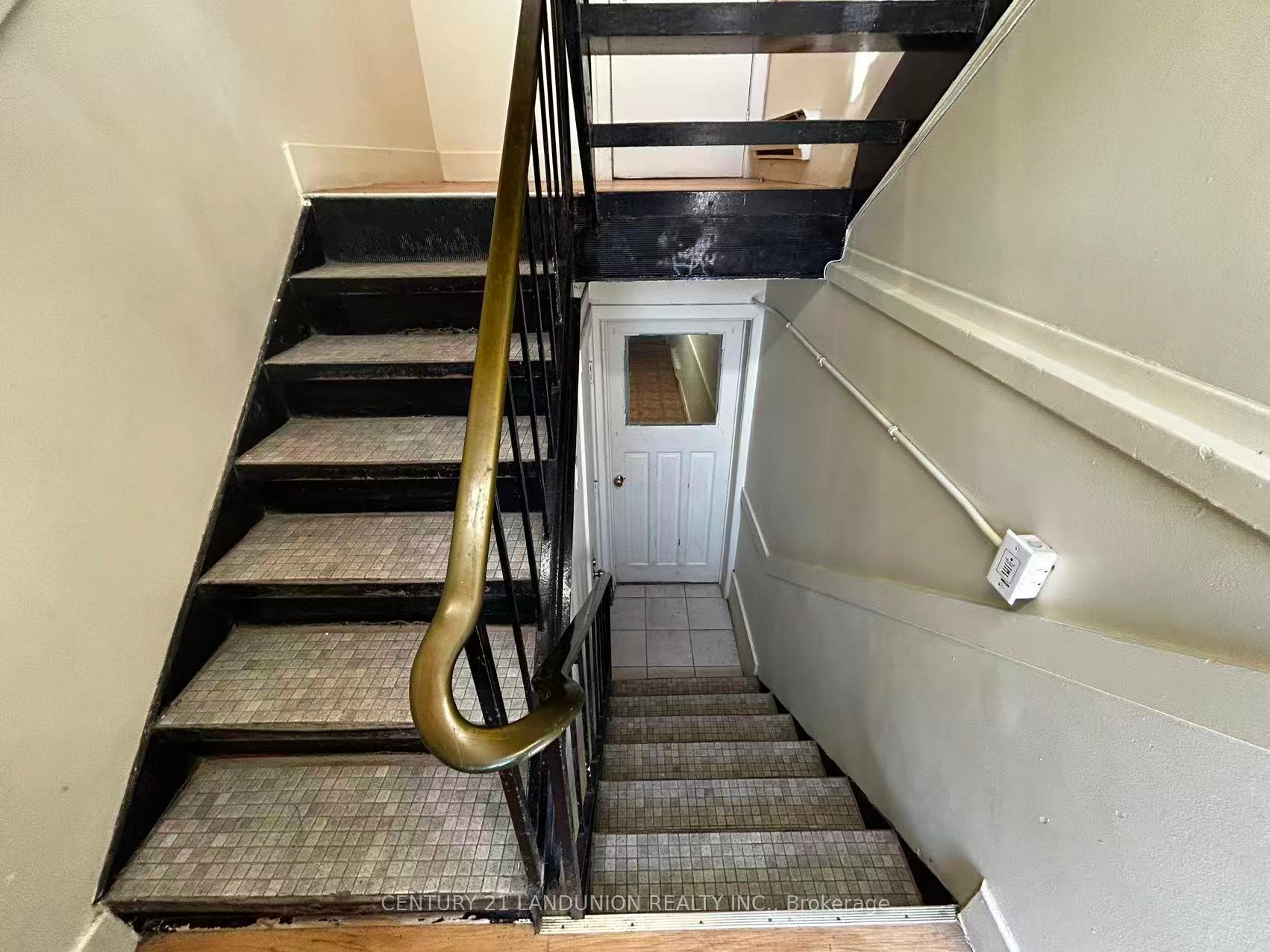 Photo 11 of 442 Macdonnell Street, Kingston, Central City East — HOMEH