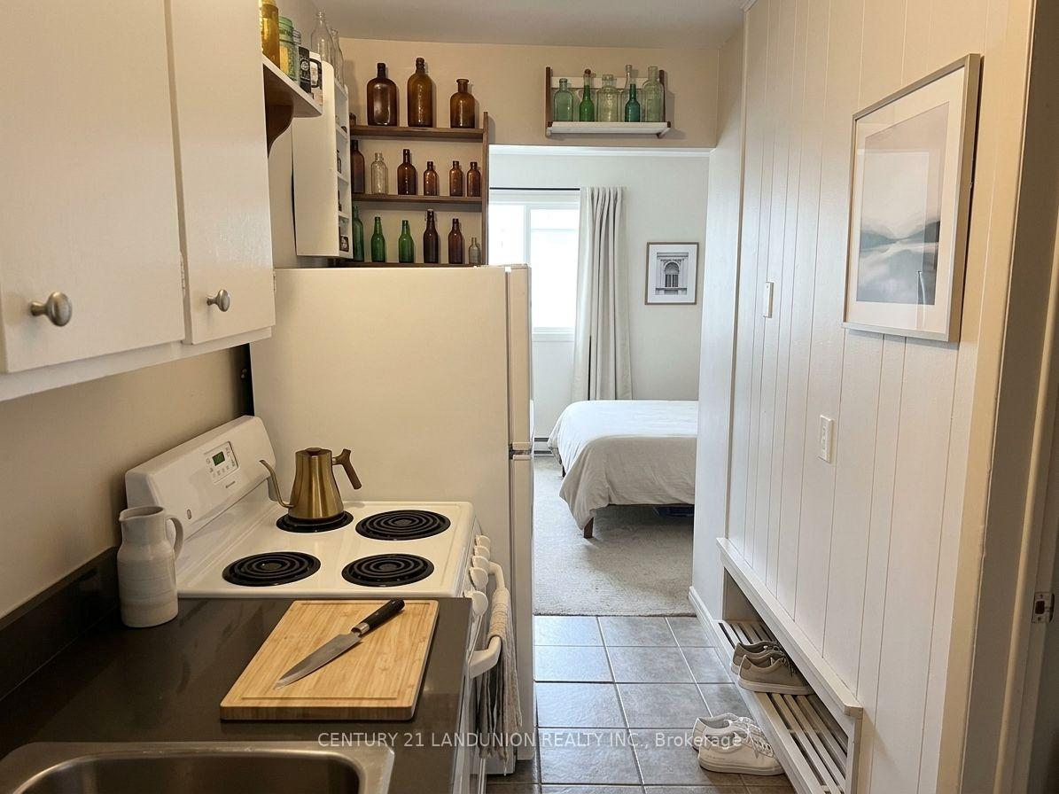 Photo 23 of 442 Macdonnell Street, Kingston, Central City East — HOMEH