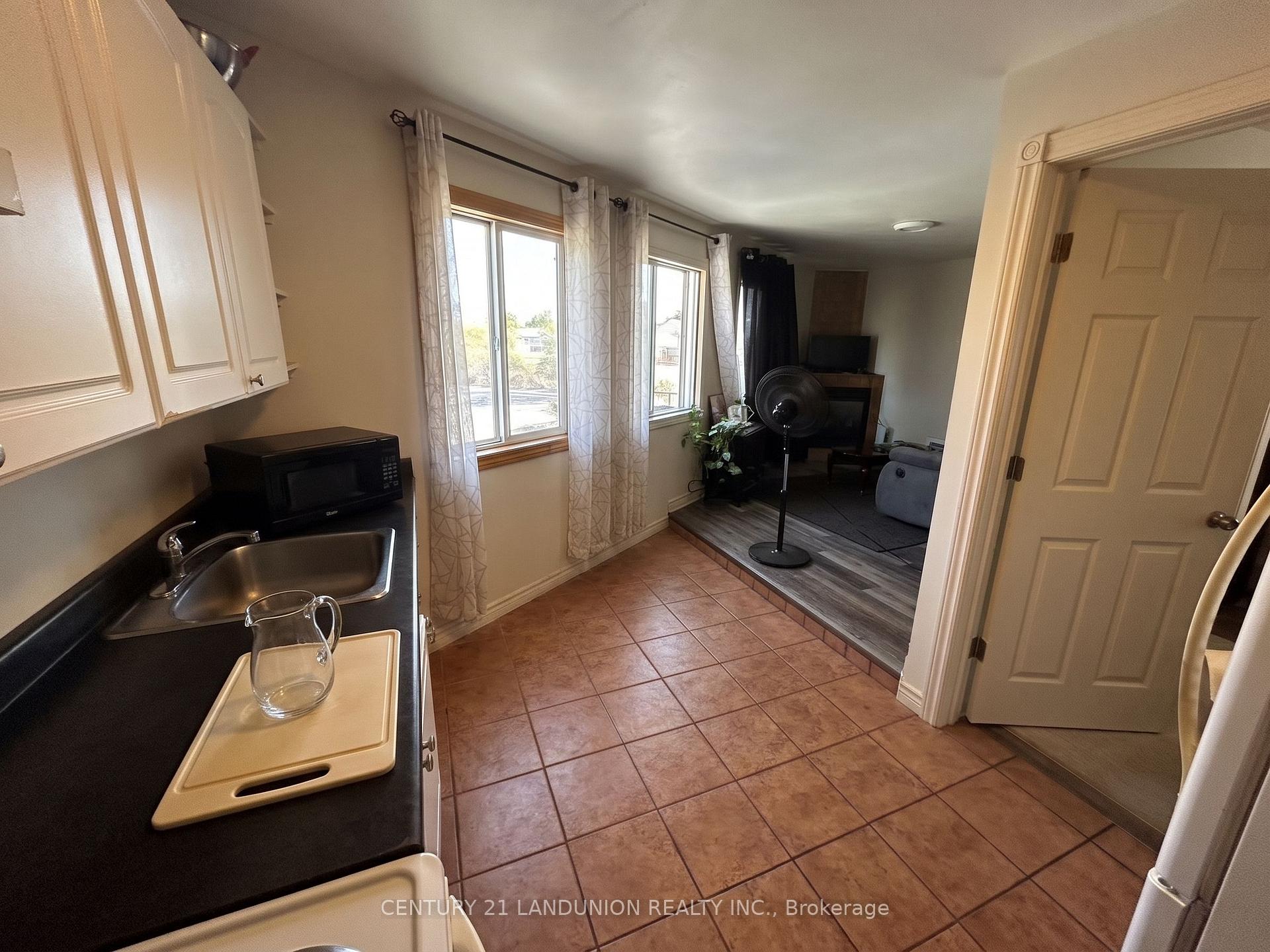 Photo 28 of 442 Macdonnell Street, Kingston, Central City East — HOMEH