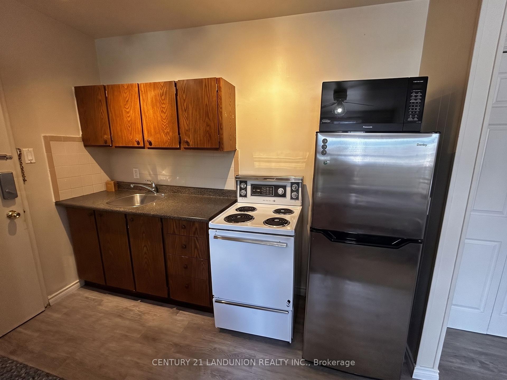Photo 34 of 442 Macdonnell Street, Kingston, Central City East — HOMEH
