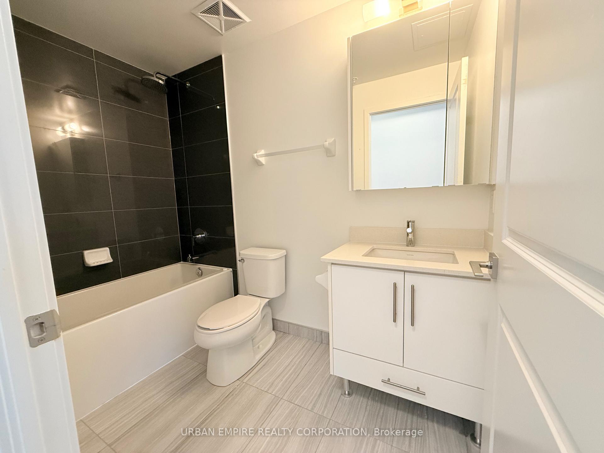 Photo 13 of Unit 1704, 85 Oneida Crescent, Richmond Hill, Langstaff — HOMEH