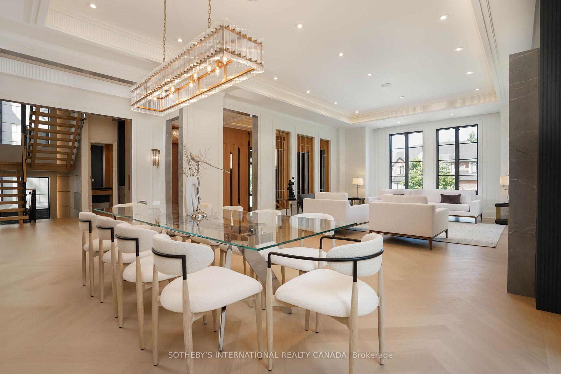 Photo 11 of 149 Highland Crescent, North York, Bridle Path-Sunnybrook-York Mills — HOMEH