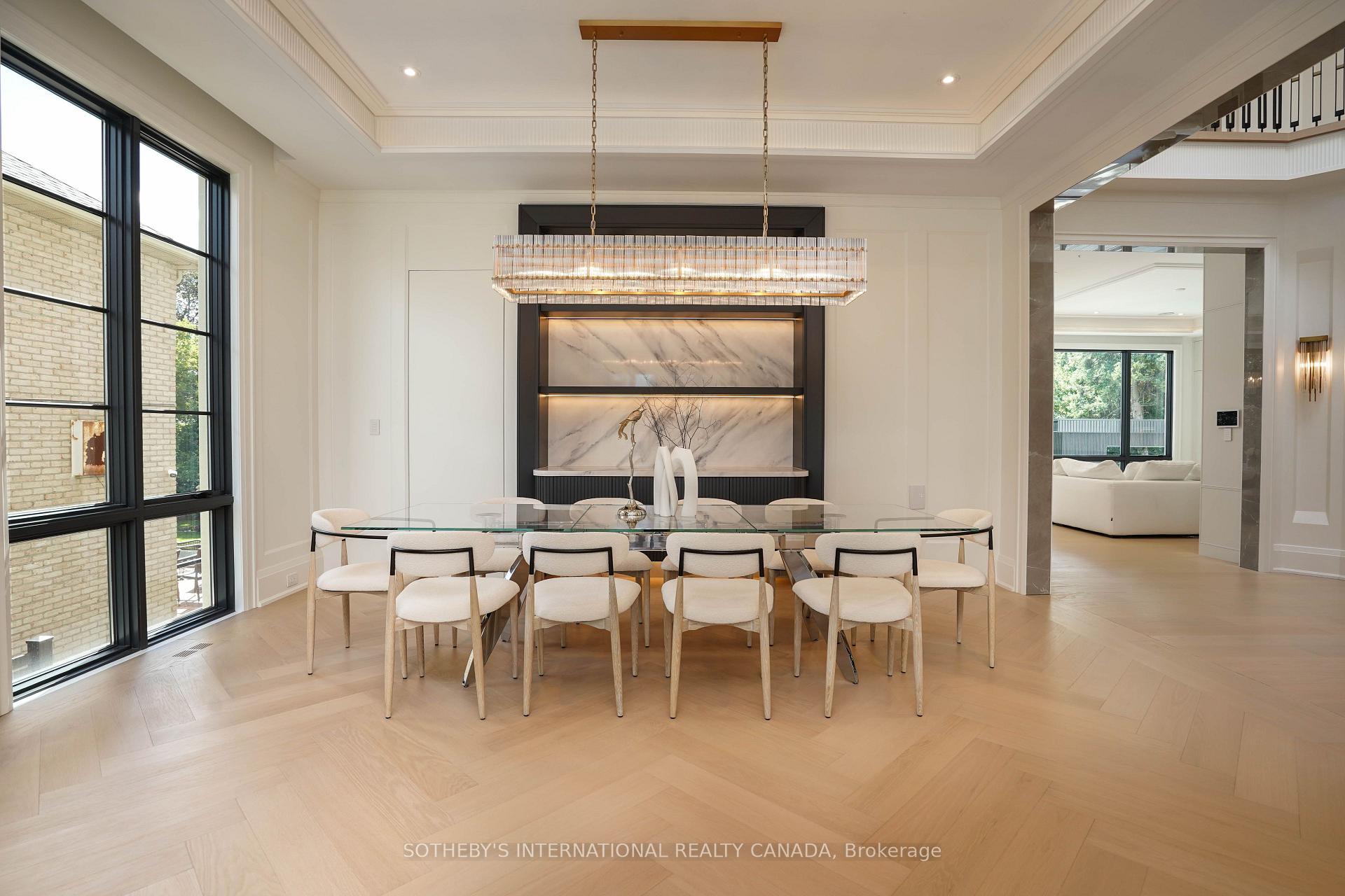 Photo 12 of 149 Highland Crescent, North York, Bridle Path-Sunnybrook-York Mills — HOMEH