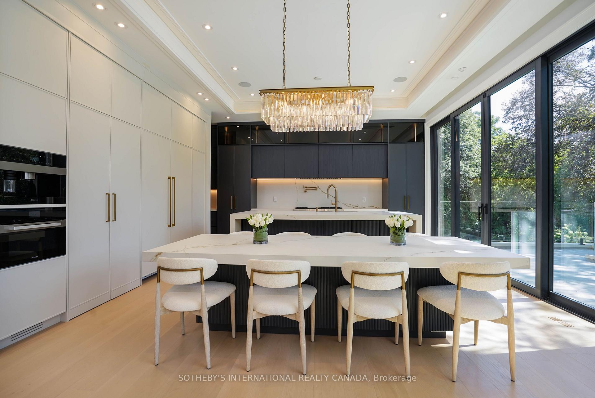 Photo 19 of 149 Highland Crescent, North York, Bridle Path-Sunnybrook-York Mills — HOMEH