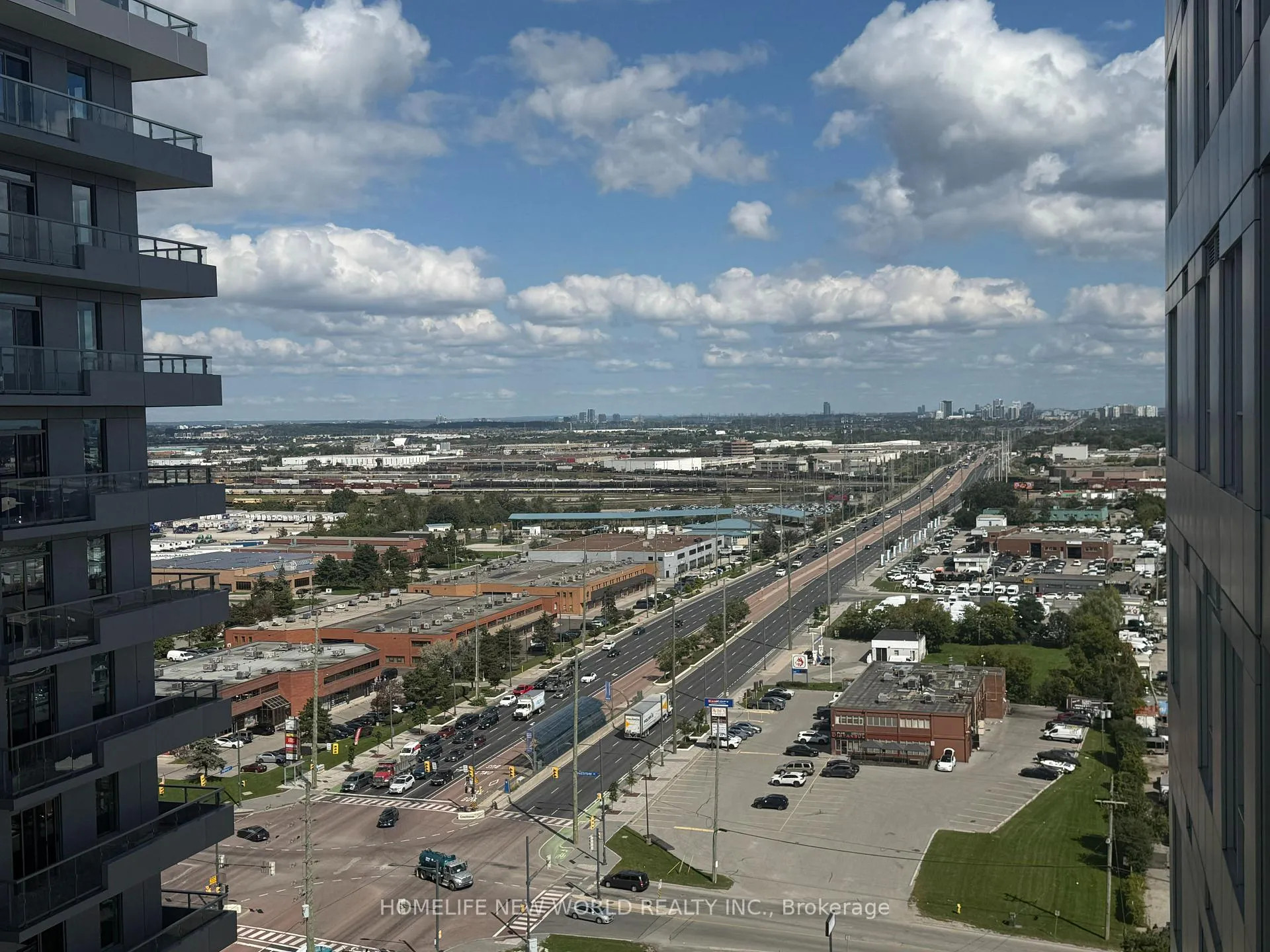 Photo 19 of Unit 1606, 21 Meadowdale Road, Vaughan, Vaughan Corporate Centre — HOMEH