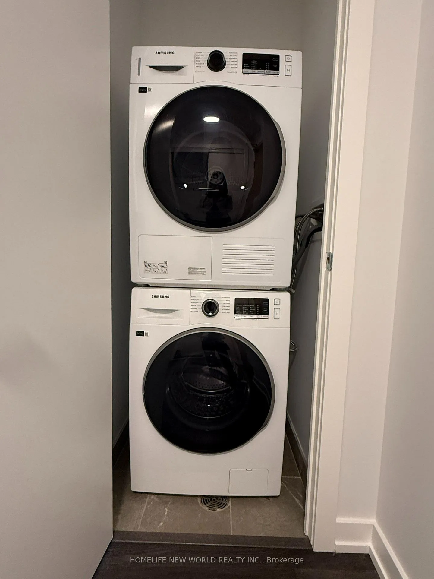 Photo 21 of Unit 1606, 21 Meadowdale Road, Vaughan, Vaughan Corporate Centre — HOMEH