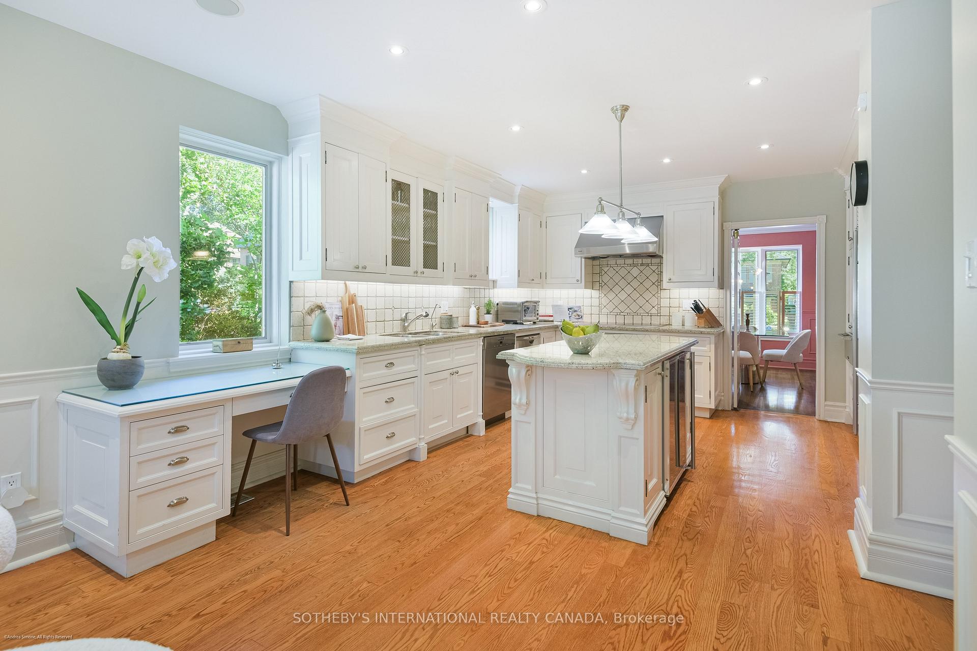 Photo 19 of 186 Rosedale Heights Drive, Toronto, Rosedale-Moore Park — HOMEH