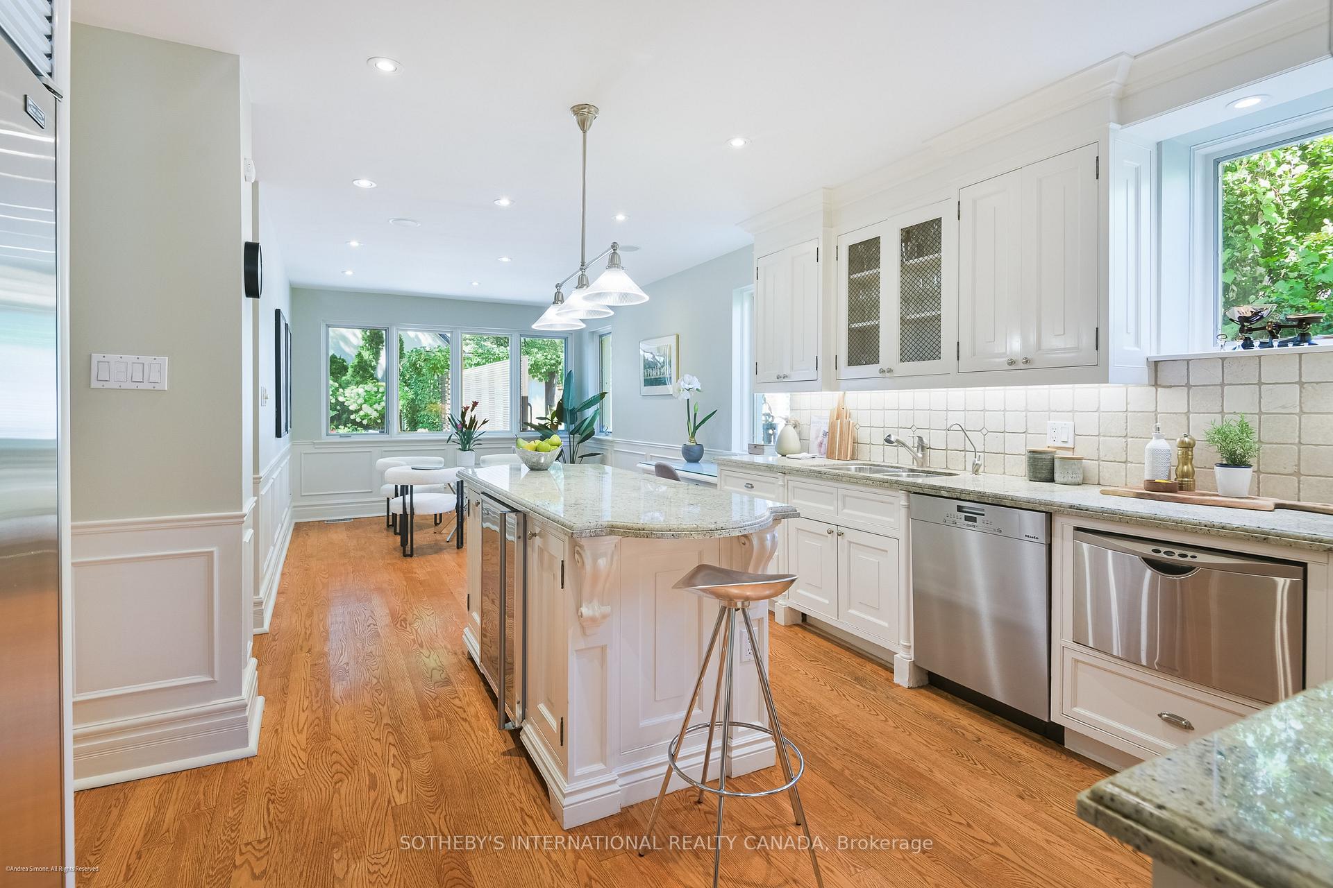 Photo 18 of 186 Rosedale Heights Drive, Toronto, Rosedale-Moore Park — HOMEH