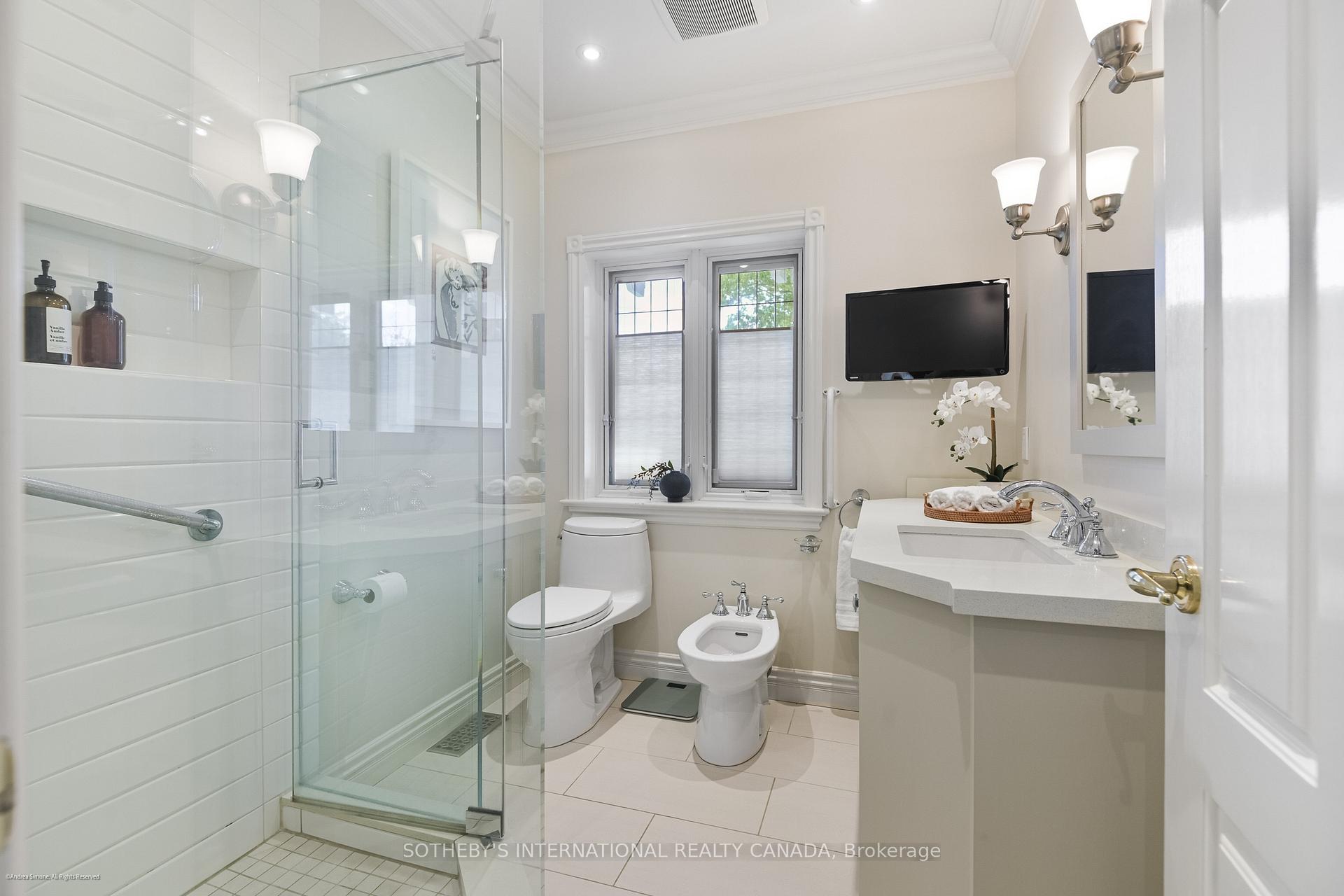 Photo 31 of 186 Rosedale Heights Drive, Toronto, Rosedale-Moore Park — HOMEH