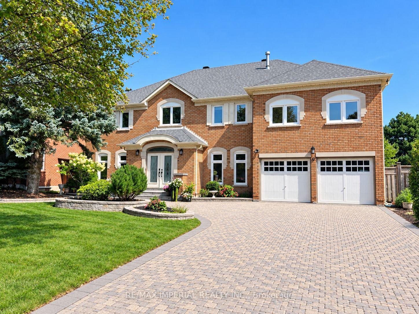 Photo 3 of 9 Elderwood Drive, Richmond Hill, Bayview Hill — HOMEH
