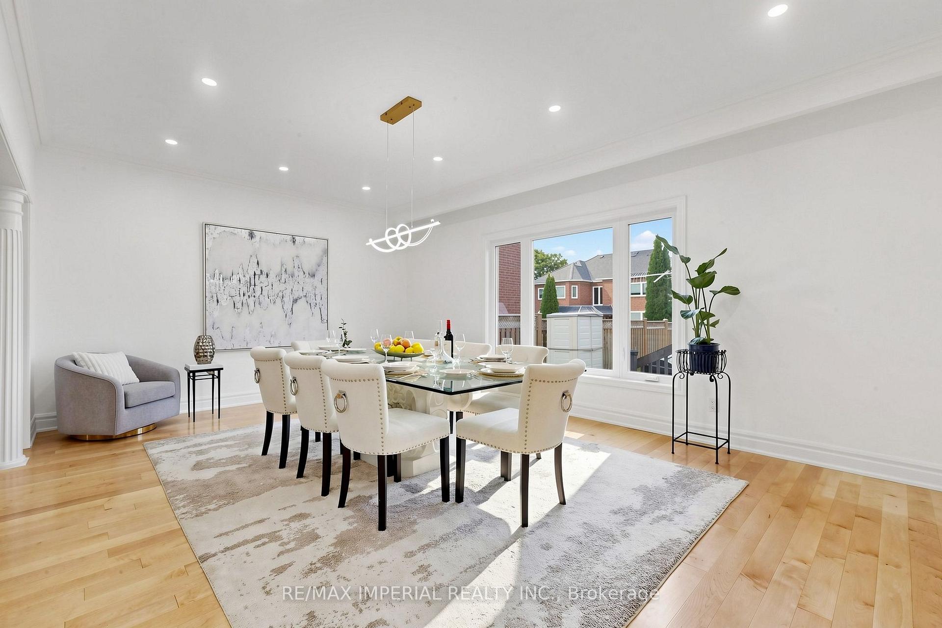 Photo 8 of 9 Elderwood Drive, Richmond Hill, Bayview Hill — HOMEH