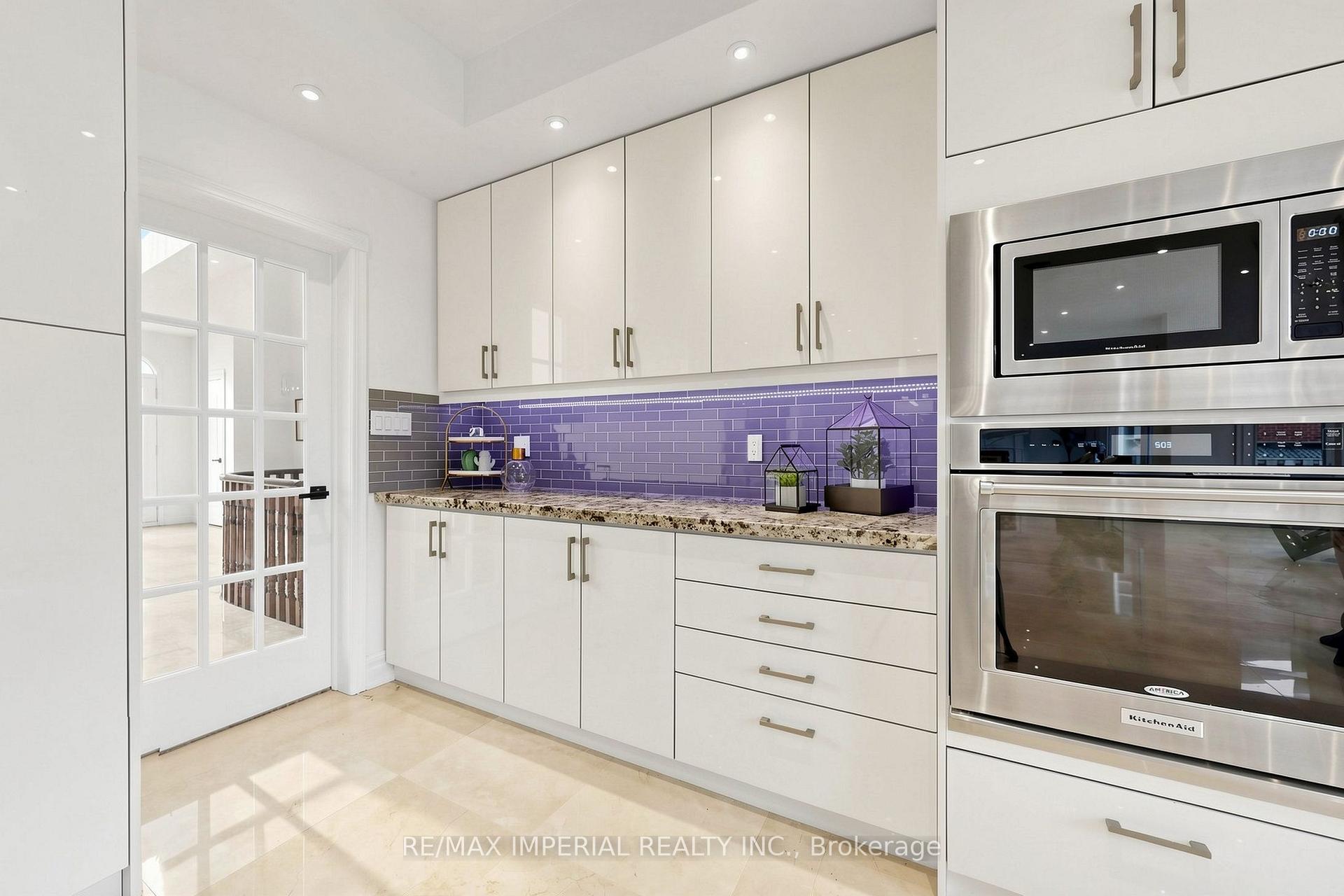 Photo 19 of 9 Elderwood Drive, Richmond Hill, Bayview Hill — HOMEH