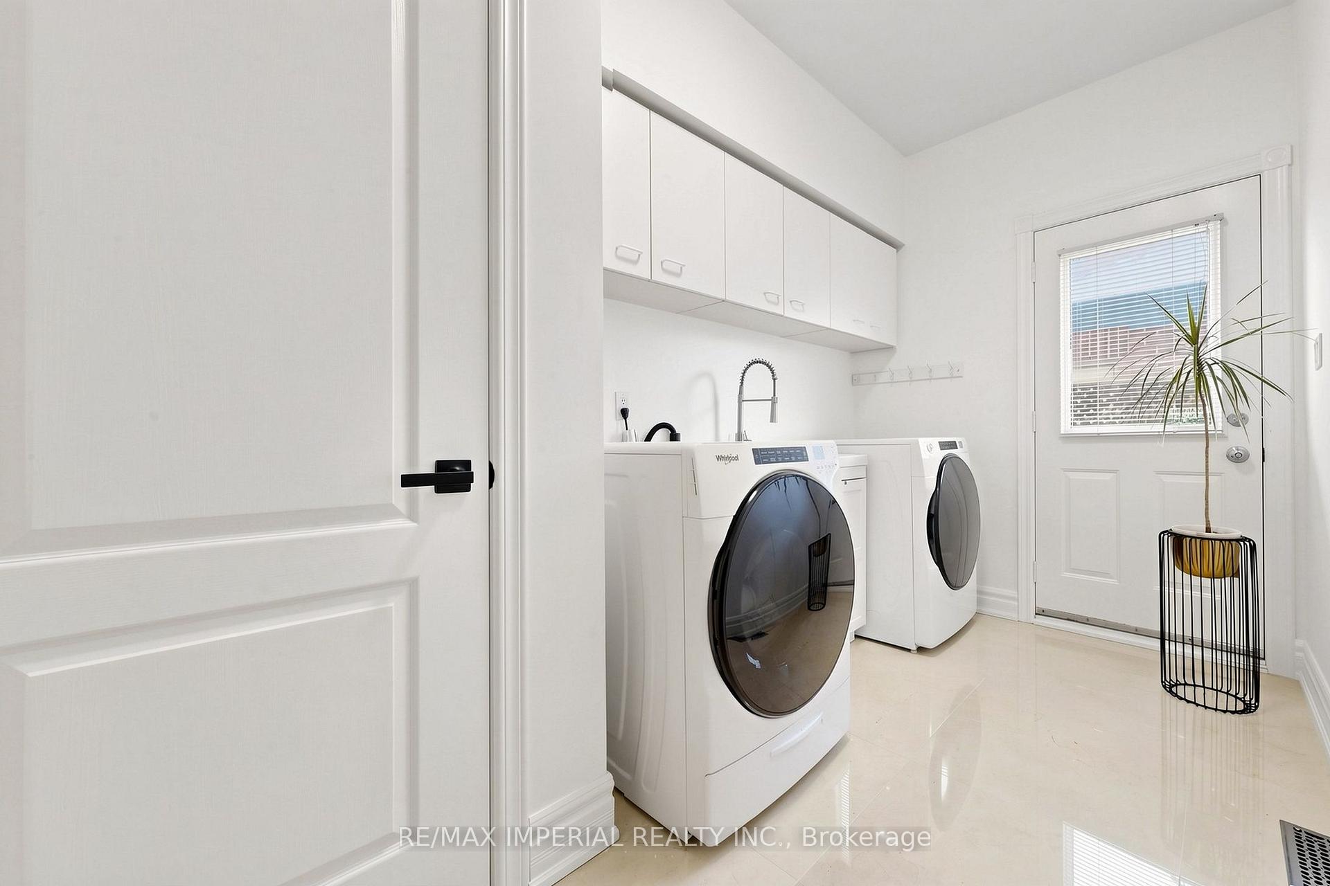 Photo 39 of 9 Elderwood Drive, Richmond Hill, Bayview Hill — HOMEH
