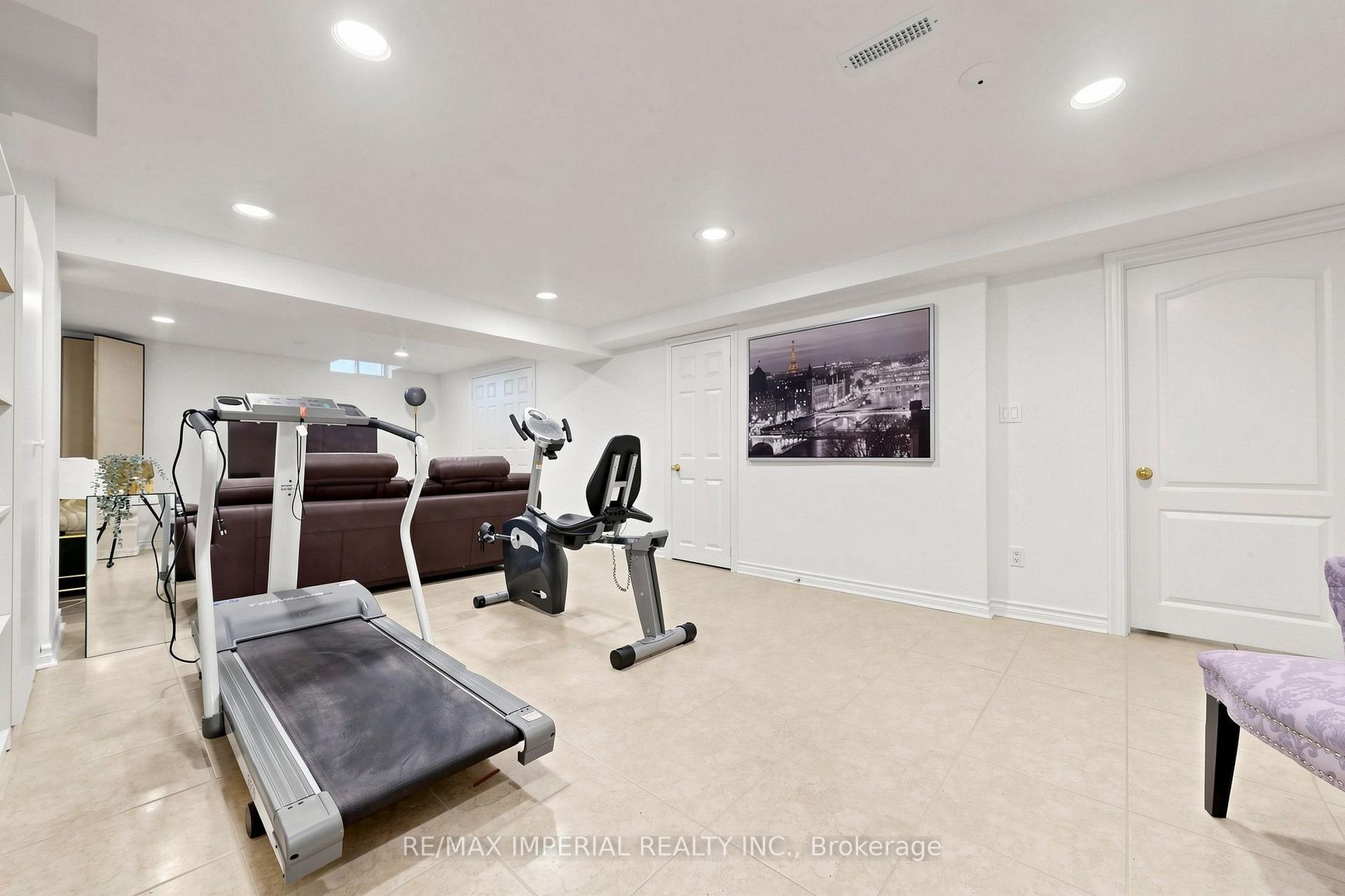 Photo 43 of 9 Elderwood Drive, Richmond Hill, Bayview Hill — HOMEH